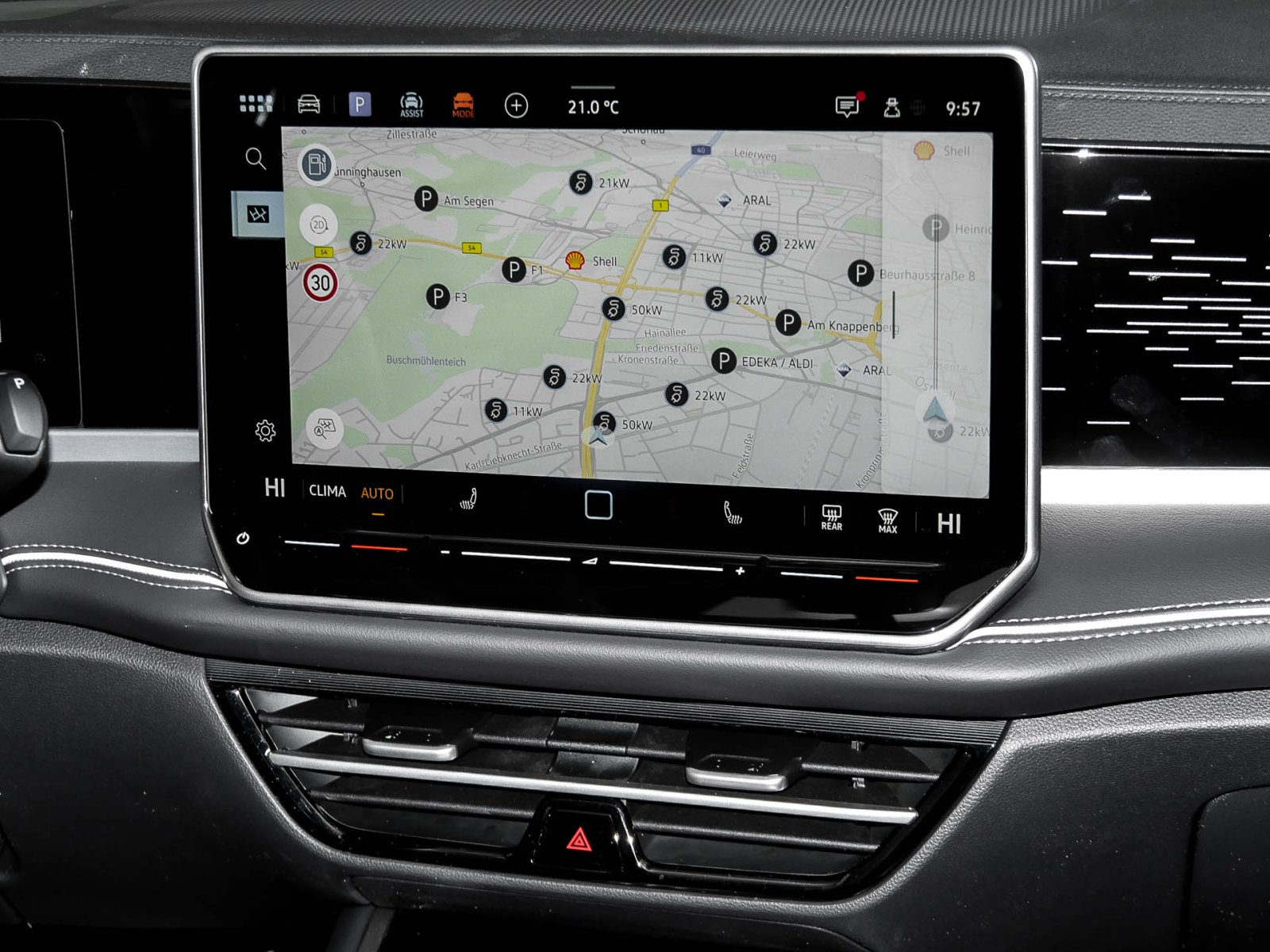 Volkswagen Passat Variant 2.0 TDI ELEGANCE DSG AHK DCC HEAD-UP 360CAM