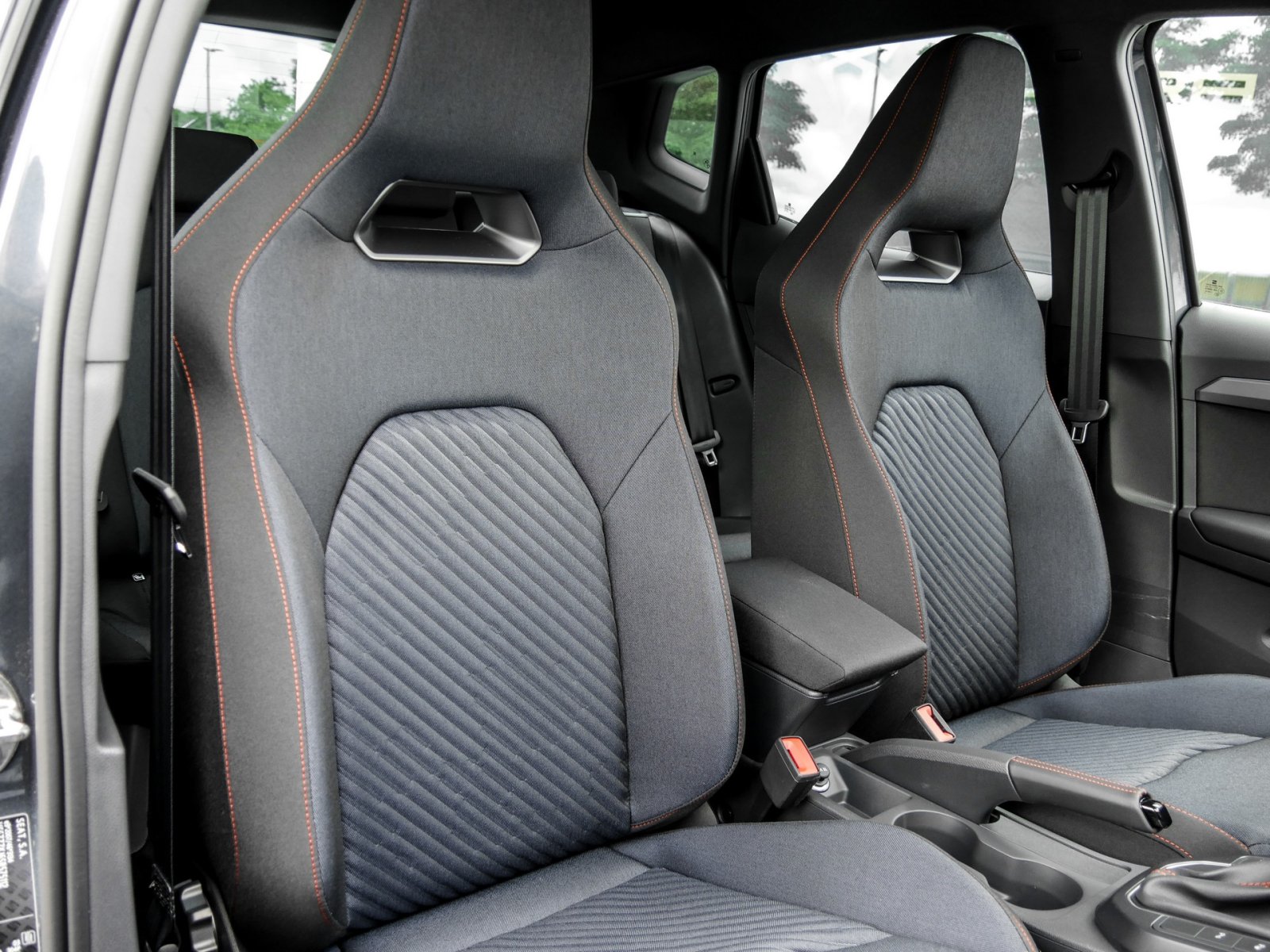 Seat Arona 1.0 FR BLACK EDITION DSG RFK PDC SHZ KEYL