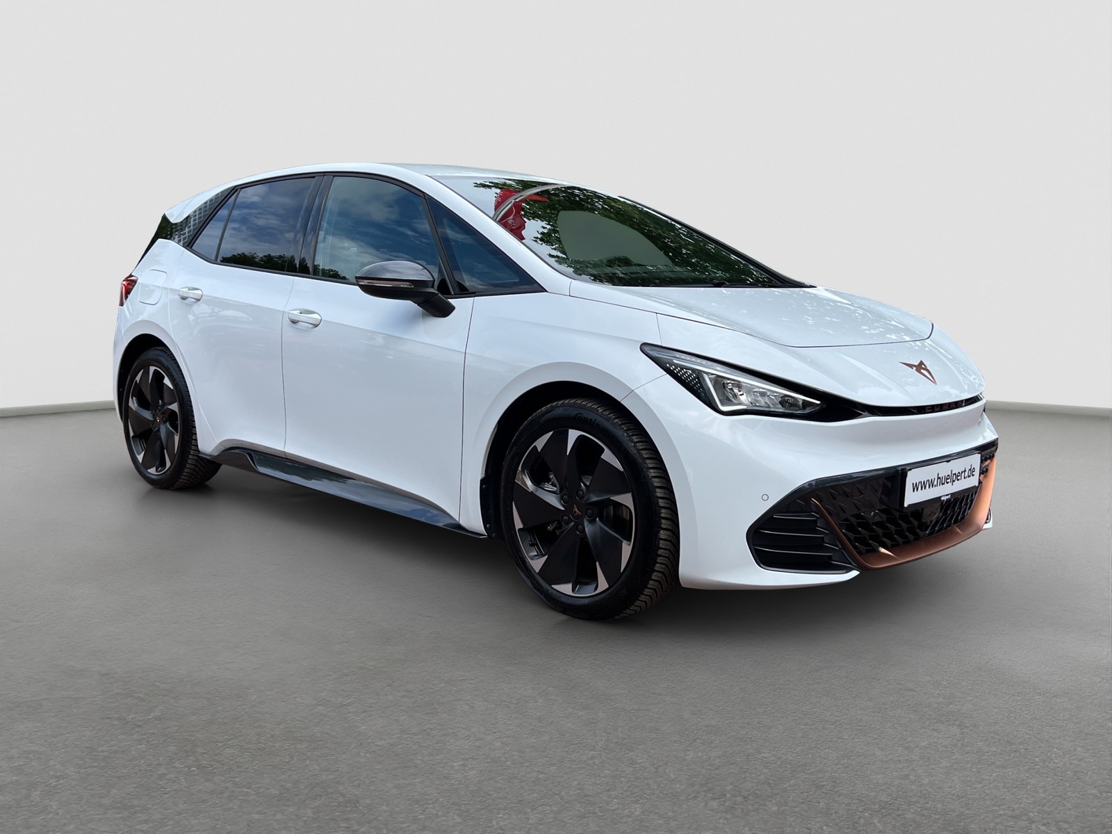 Cupra Born e-BOOST WÄRMEPUMPE CAM ACC LM19 NAVI LED