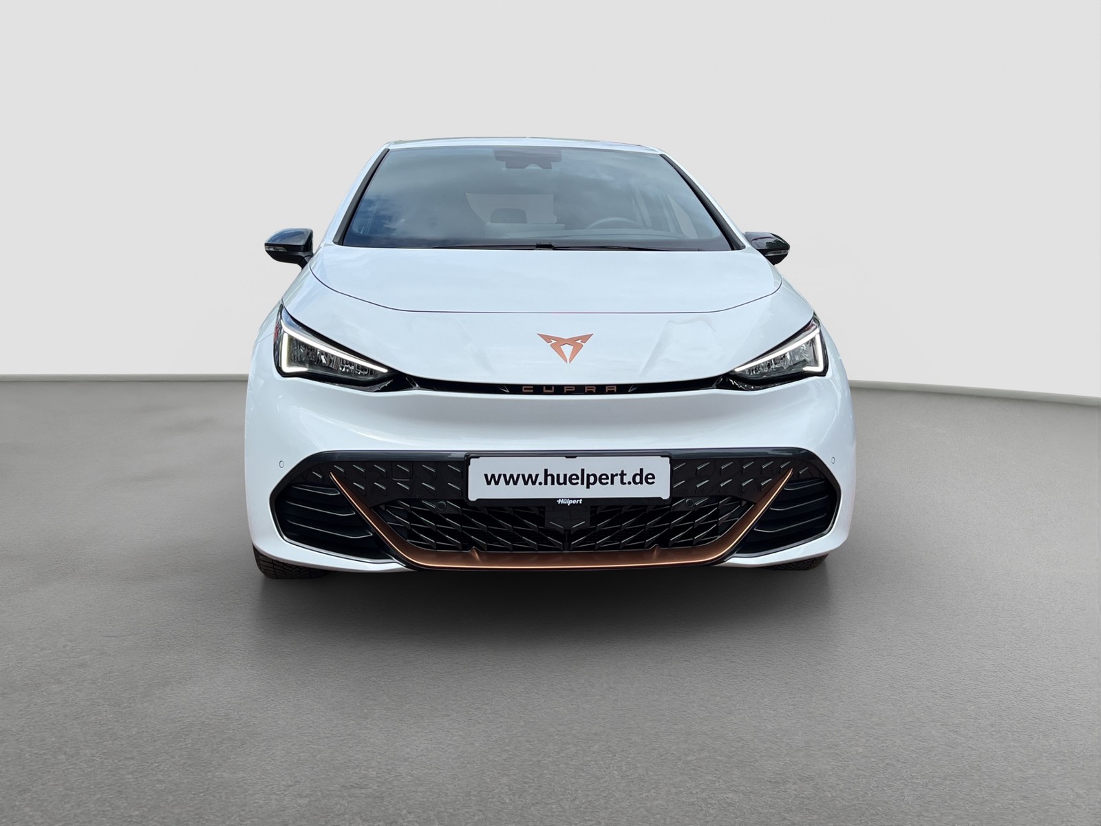 Cupra Born e-BOOST WÄRMEPUMPE CAM ACC LM19 NAVI LED