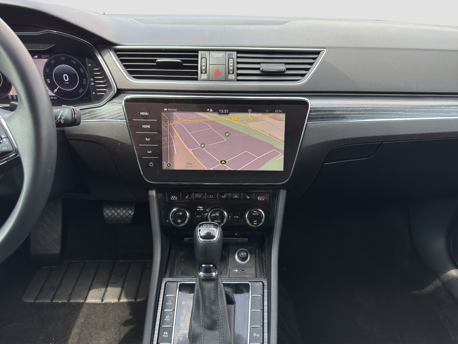 Skoda Superb Combi 1.4 iV STYLE AHK CAM ACC MATRIXLED