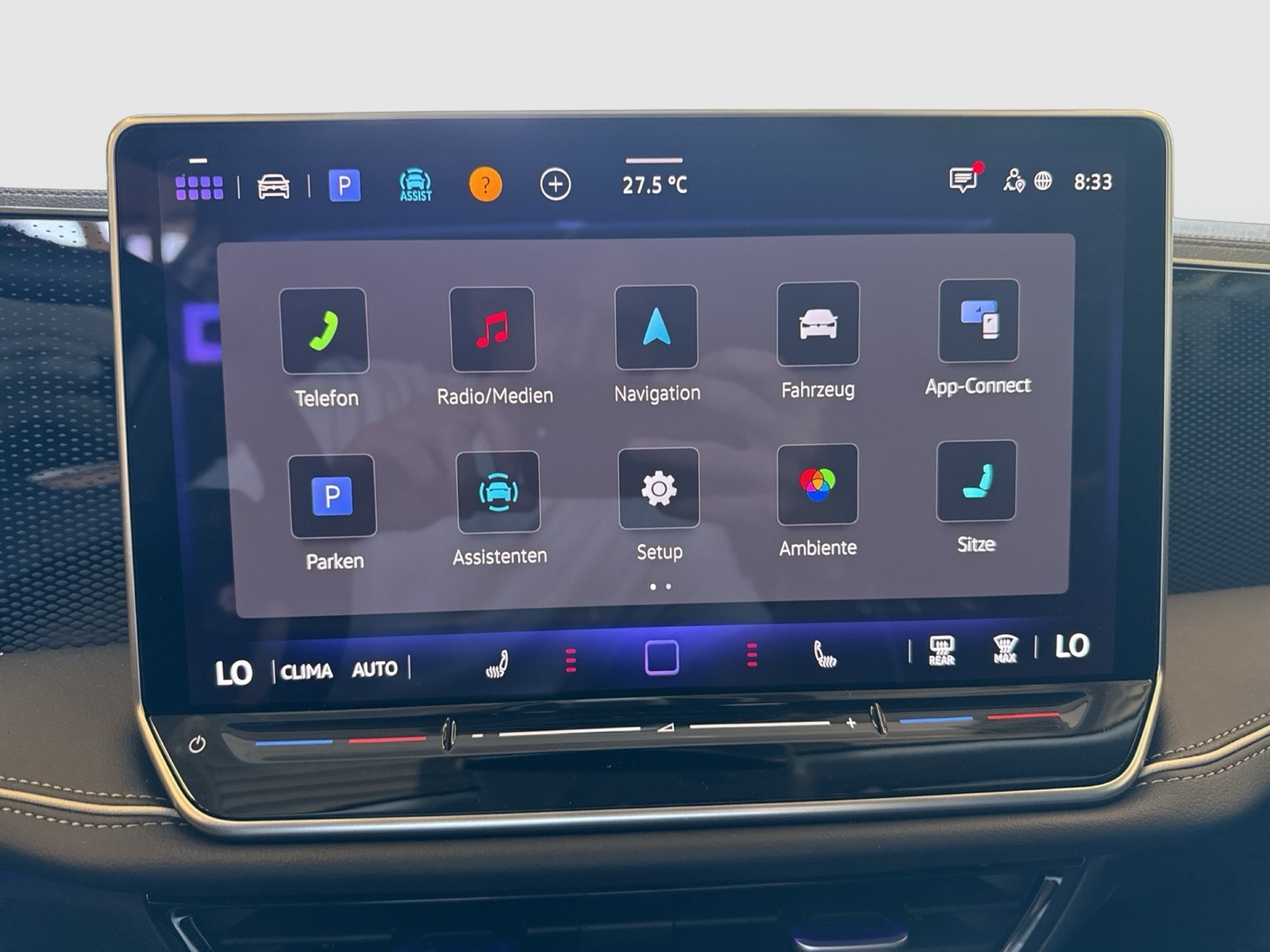Volkswagen Passat Variant 1.5 eTSI BUSINESS AHK 360°CAM ACC