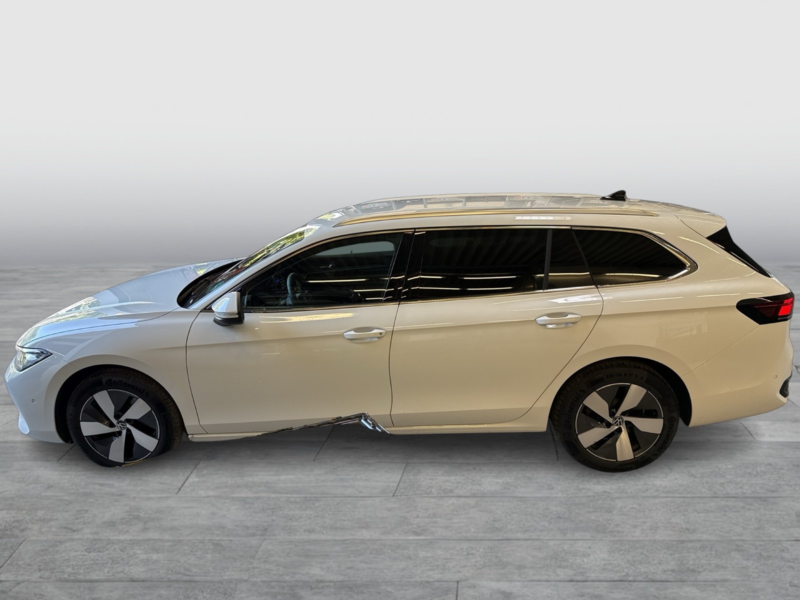 Volkswagen Passat Variant 1.5 eTSI BUSINESS AHK 360°CAM ACC