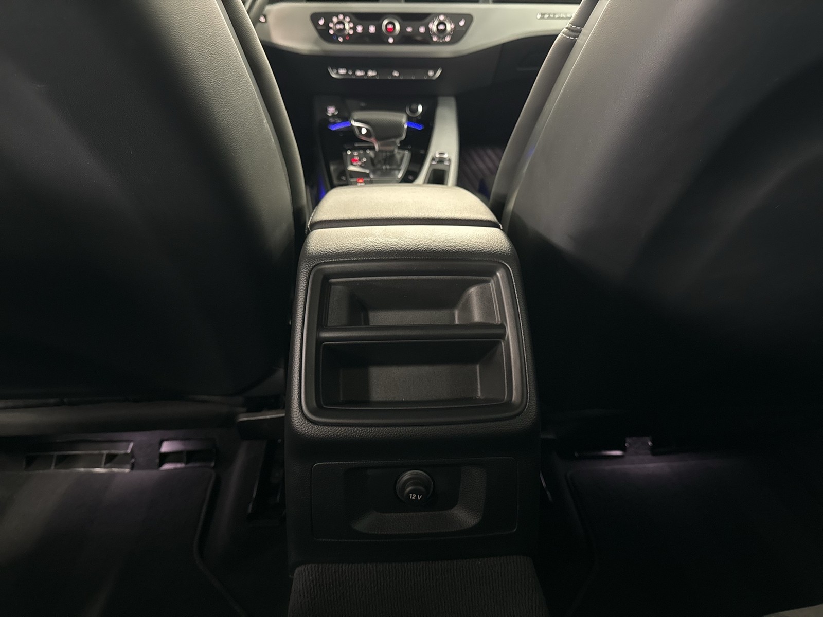 Audi A4 Avant 45 QU. S LINE COMPETITION+ BLACKPAK KAMERA ALU19