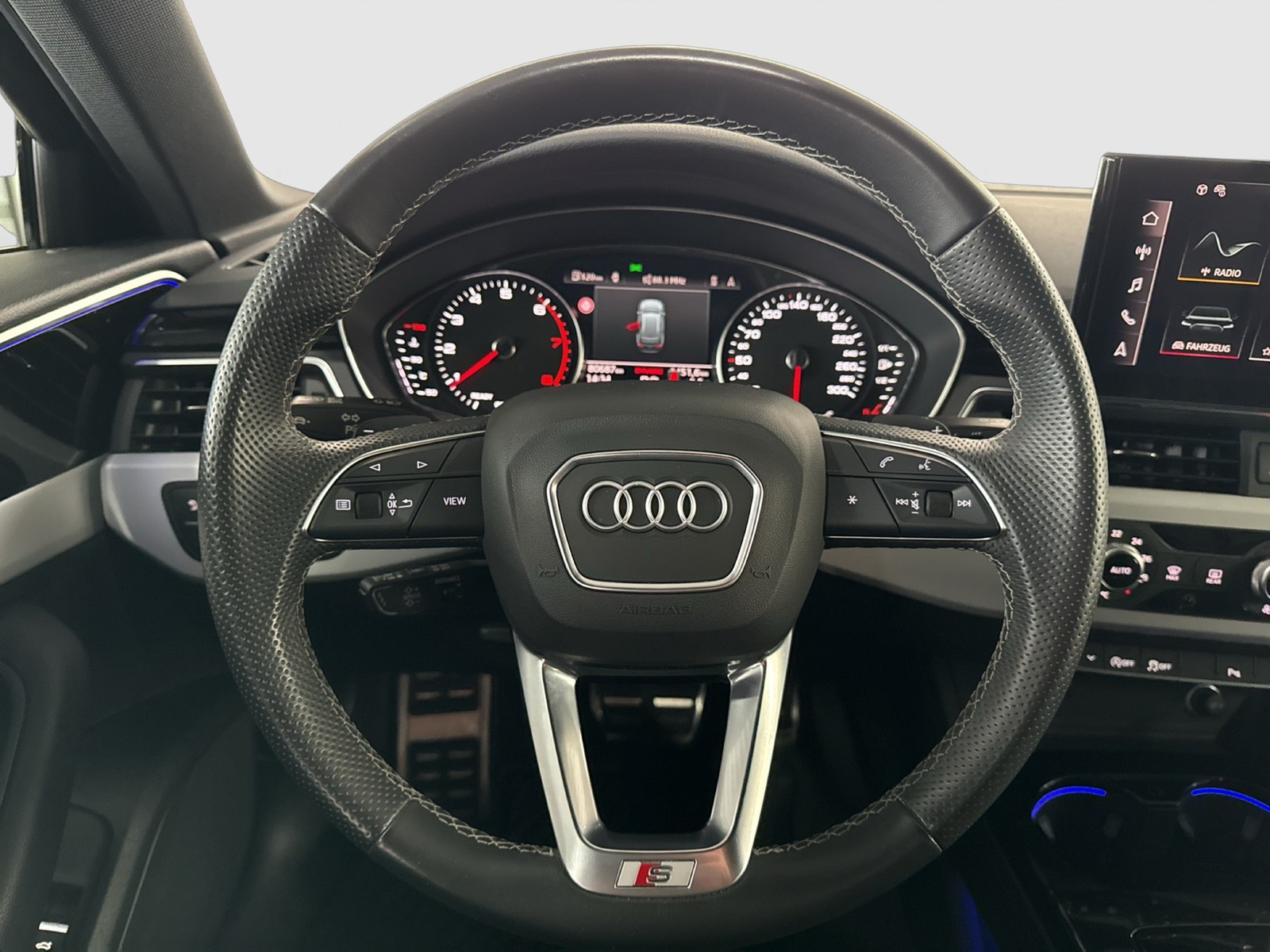 Audi A4 Avant 45 QU. S LINE COMPETITION+ BLACKPAK KAMERA ALU19