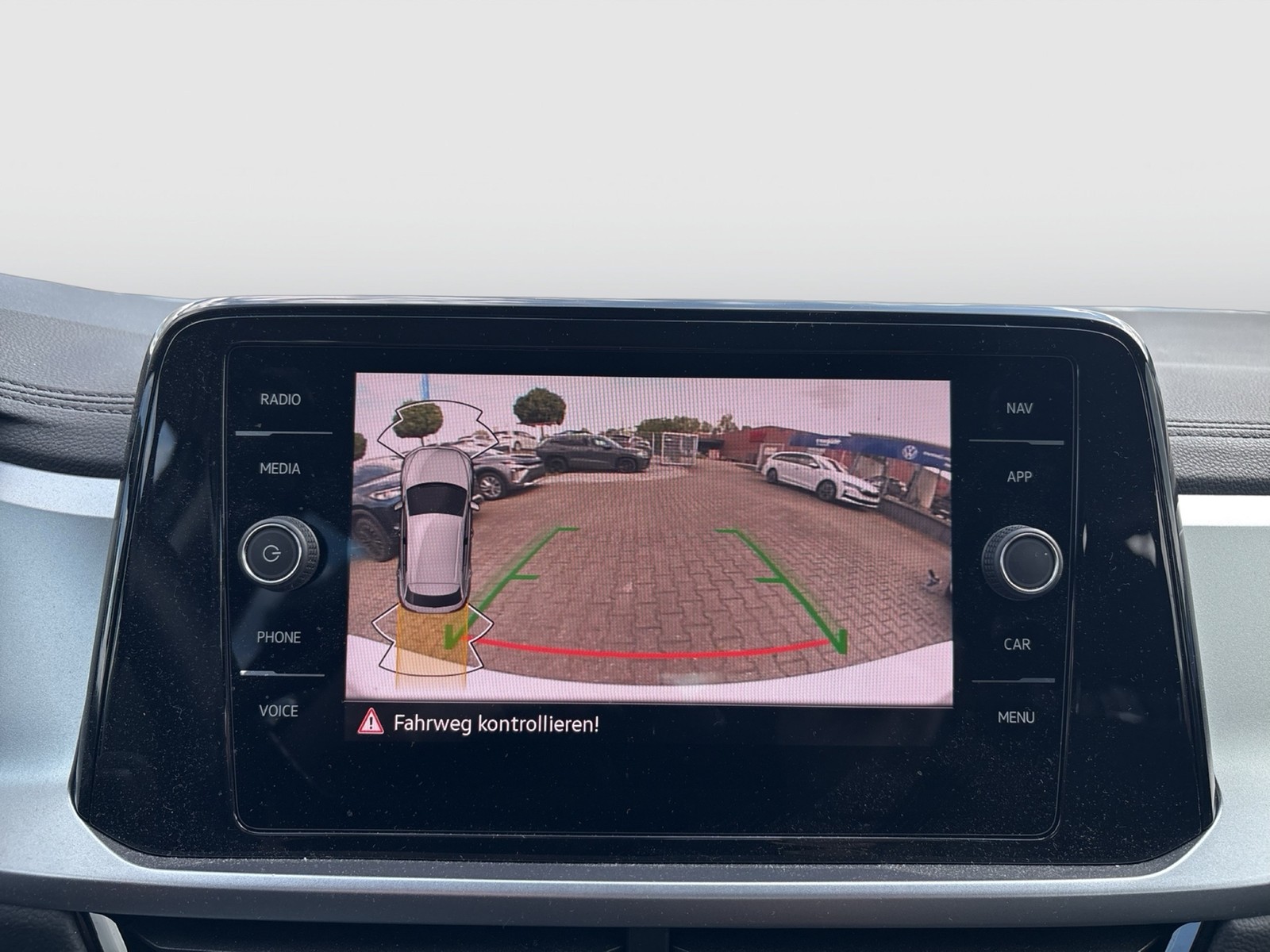 Volkswagen T-Roc 1.5 LIFE CAM ACC LM17 NAVI CARPLAY SITZHZ.