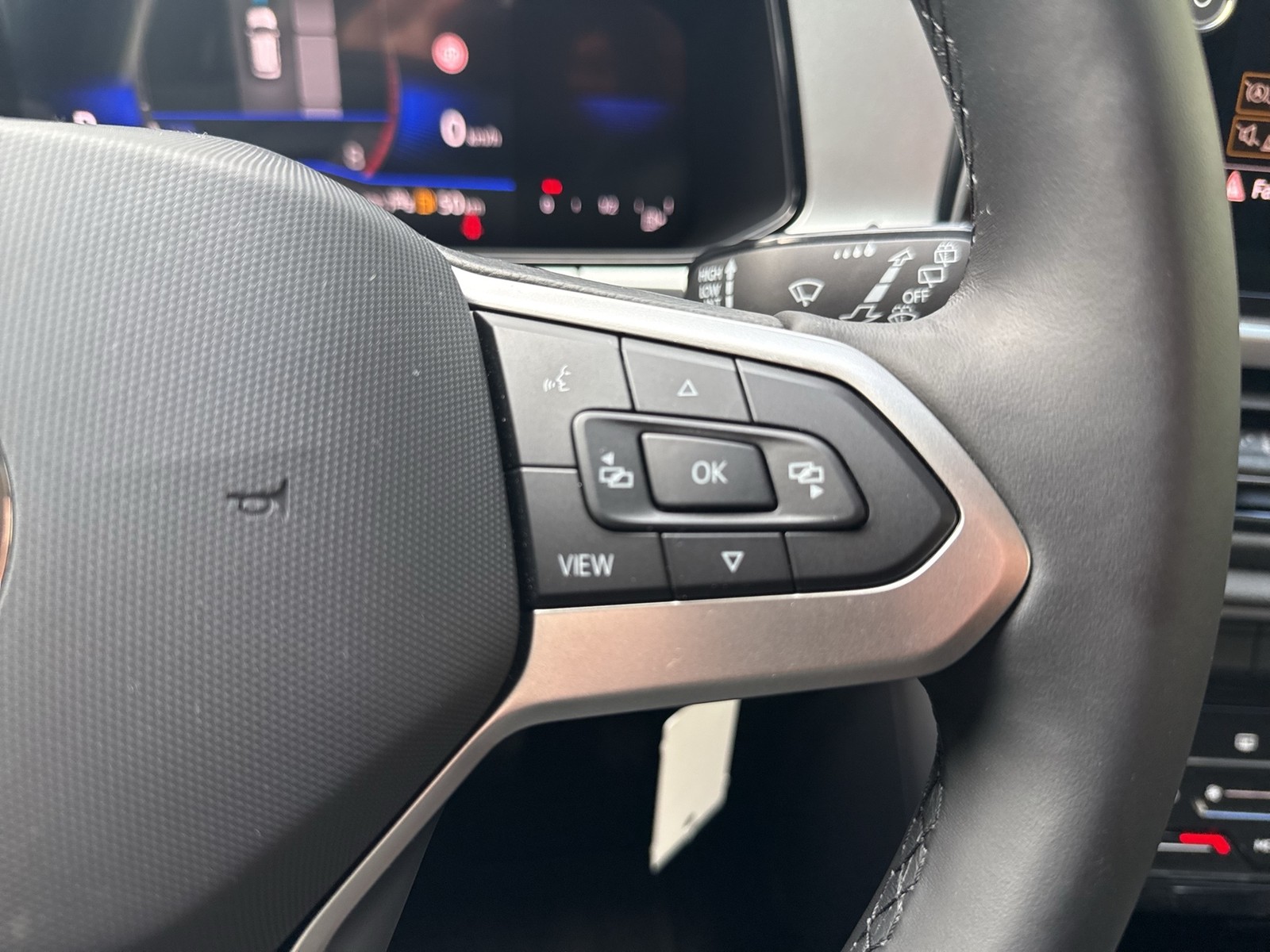 Volkswagen T-Roc 1.5 LIFE NAVI ALU CARPLAY SITZHEIZUNG