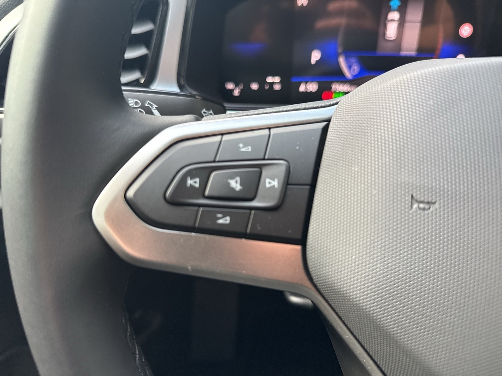 Volkswagen T-Roc 1.5 LIFE NAVI ALU CARPLAY SITZHEIZUNG