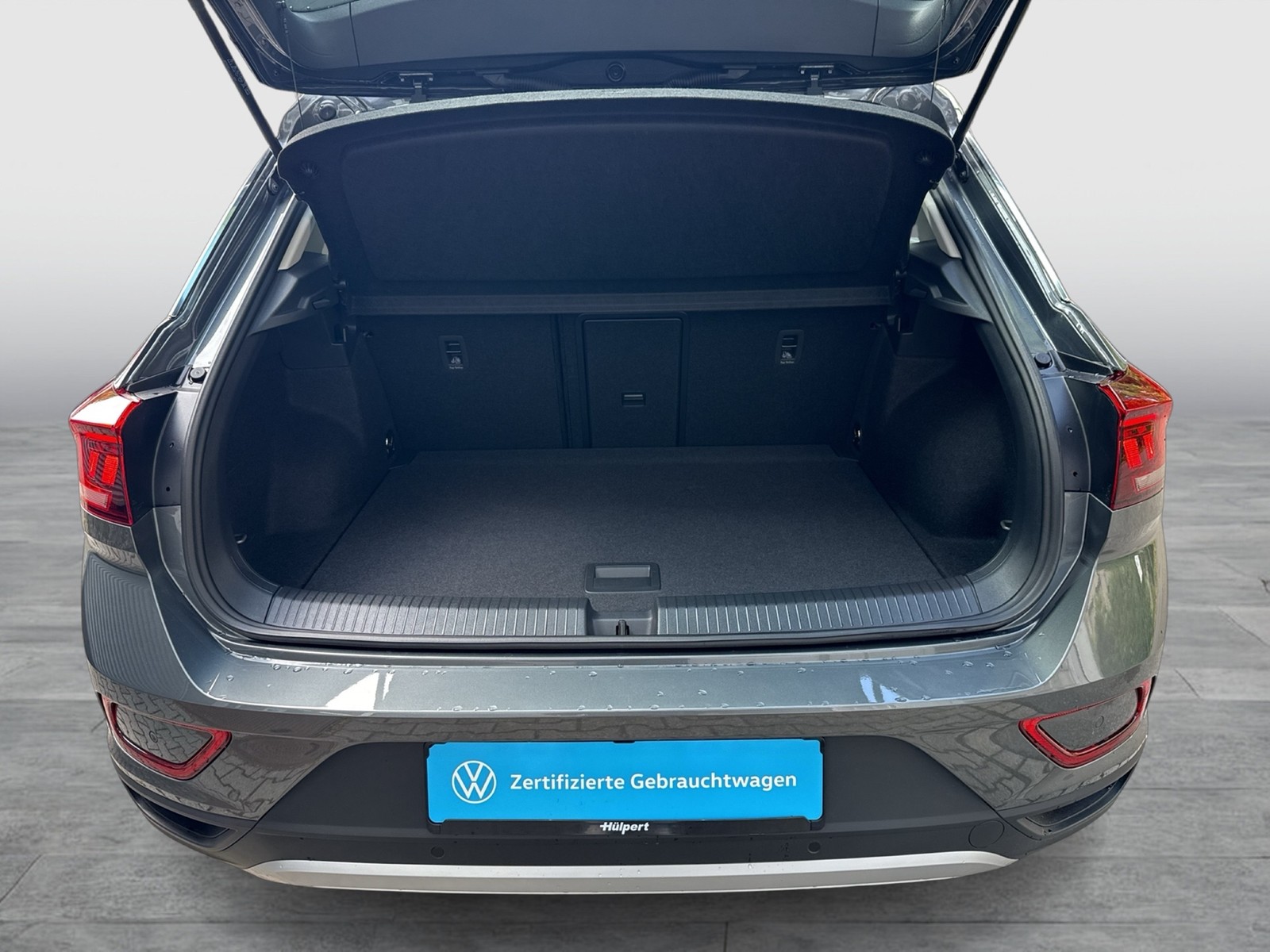 Volkswagen T-Roc 1.5 LIFE NAVI ALU CARPLAY SITZHEIZUNG