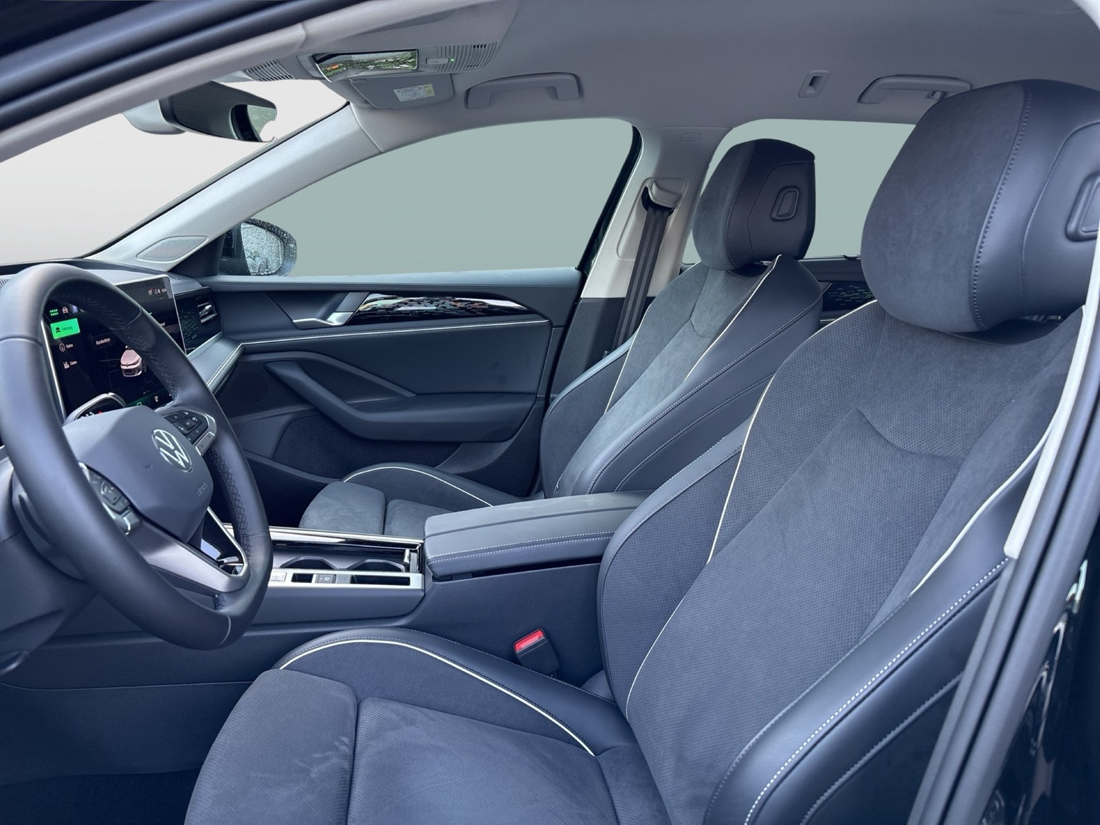 Volkswagen Passat Variant 2.0 ELEGANCE 4X4 STANDHZ. AHK ACC