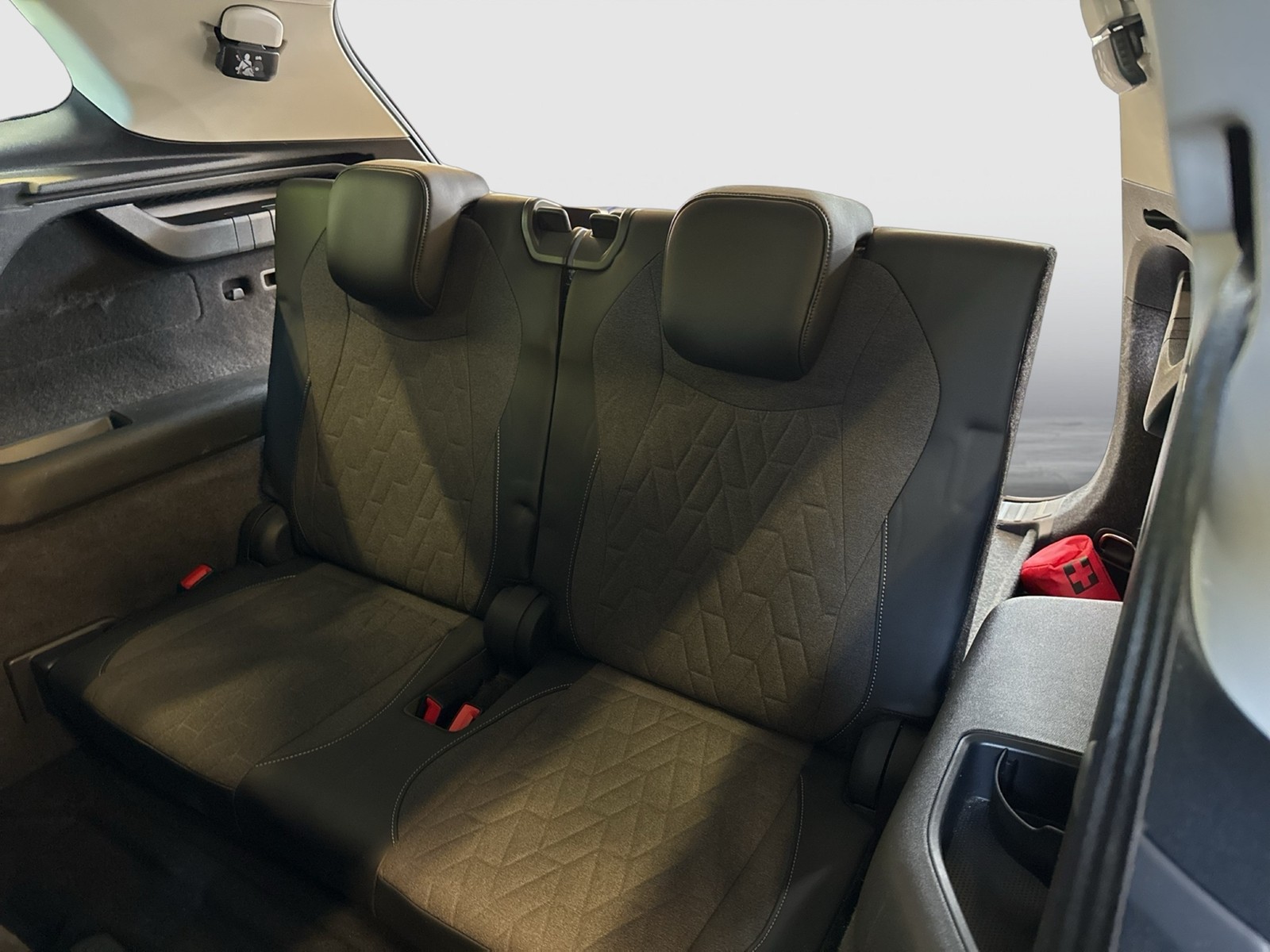 Volkswagen Tayron 2.0 LIFE 4X4 7SITZE AHK CAM ACC E-KLAPPE