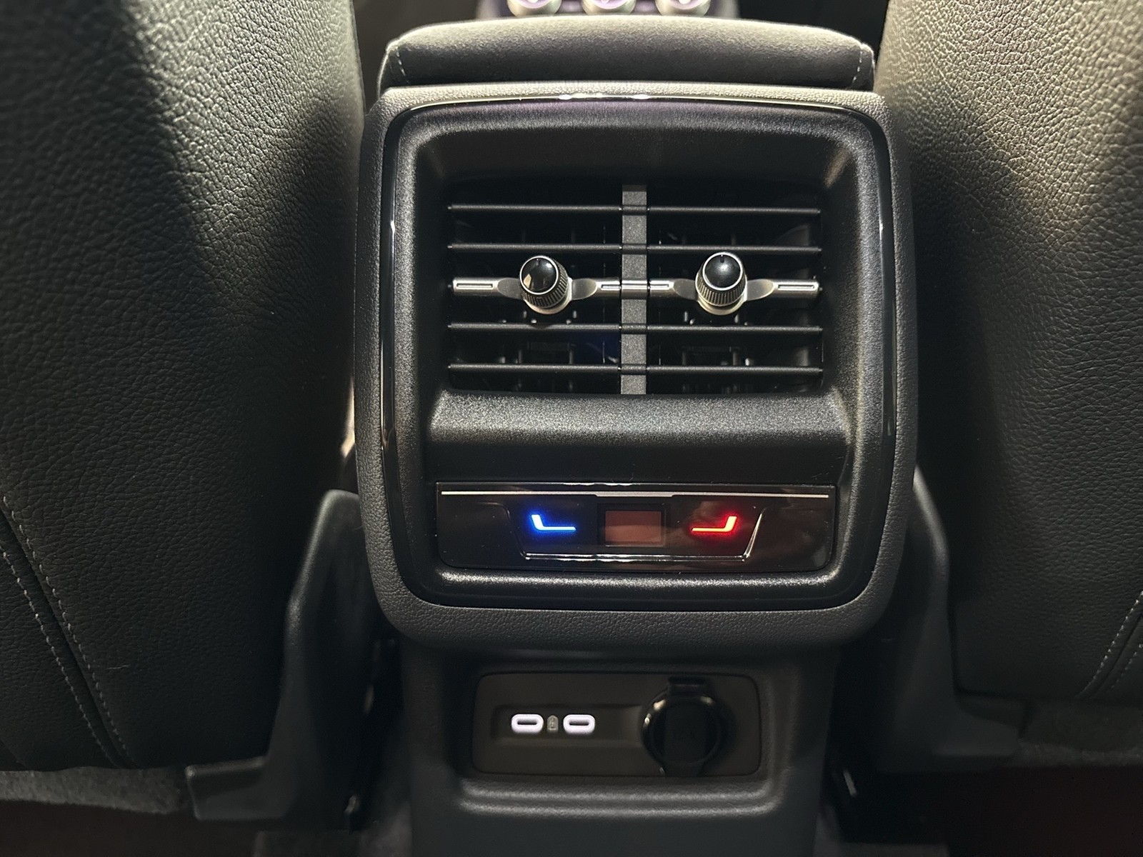Skoda Kodiaq 2.0 SPORTLINE 4X4 STANDHZ. AHK CAM LM19