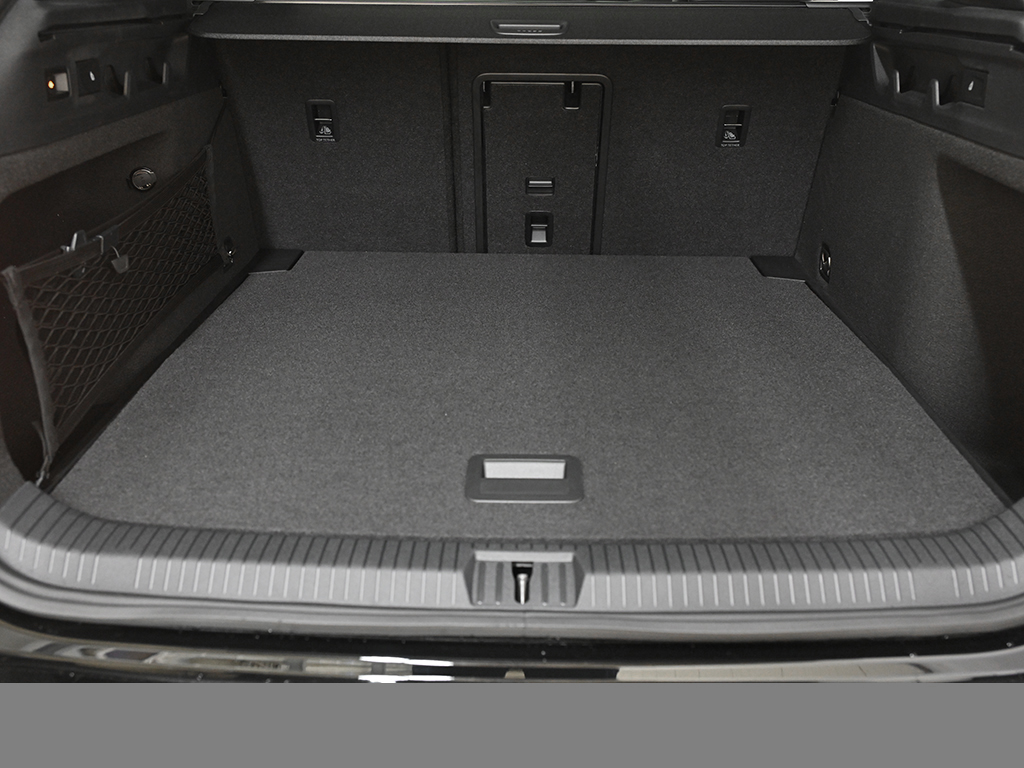 Volkswagen ID.7 Tourer GTX 4X4 SMARTGLASPANO WÄRMEPUMPE