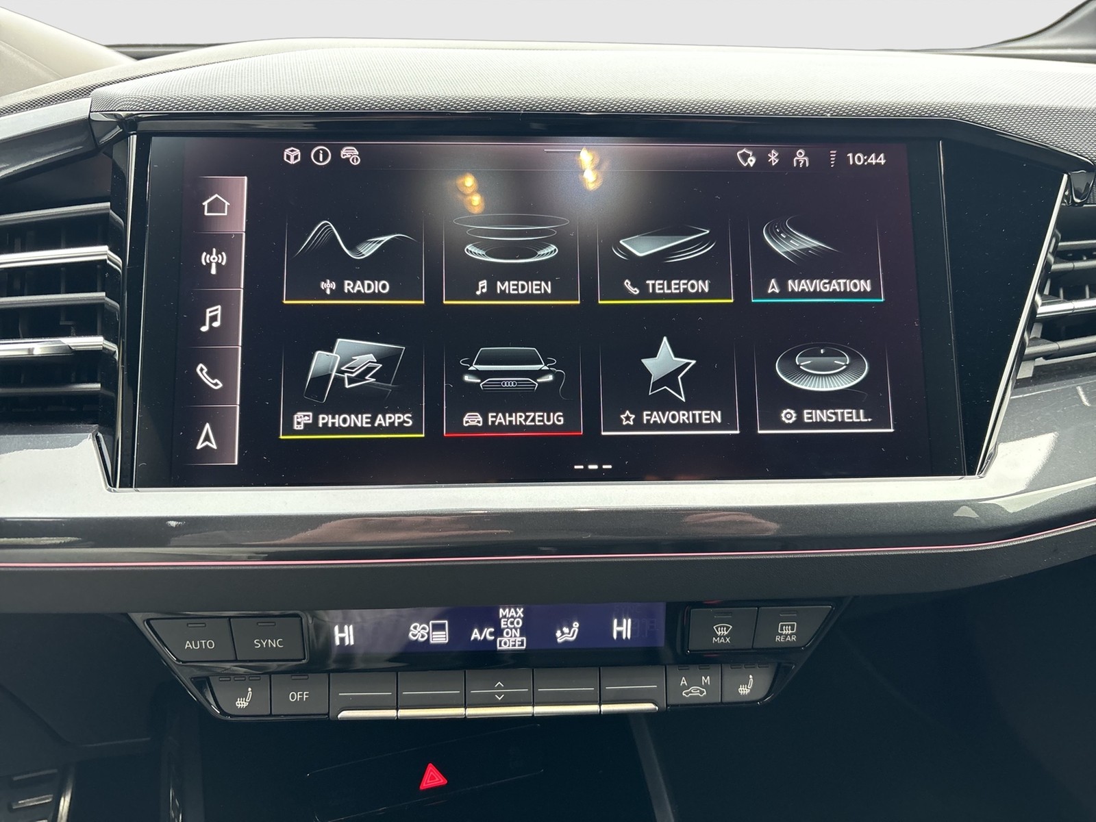 Audi Q4 e-tron Sportback 55 quattro S LINE AHK LM21