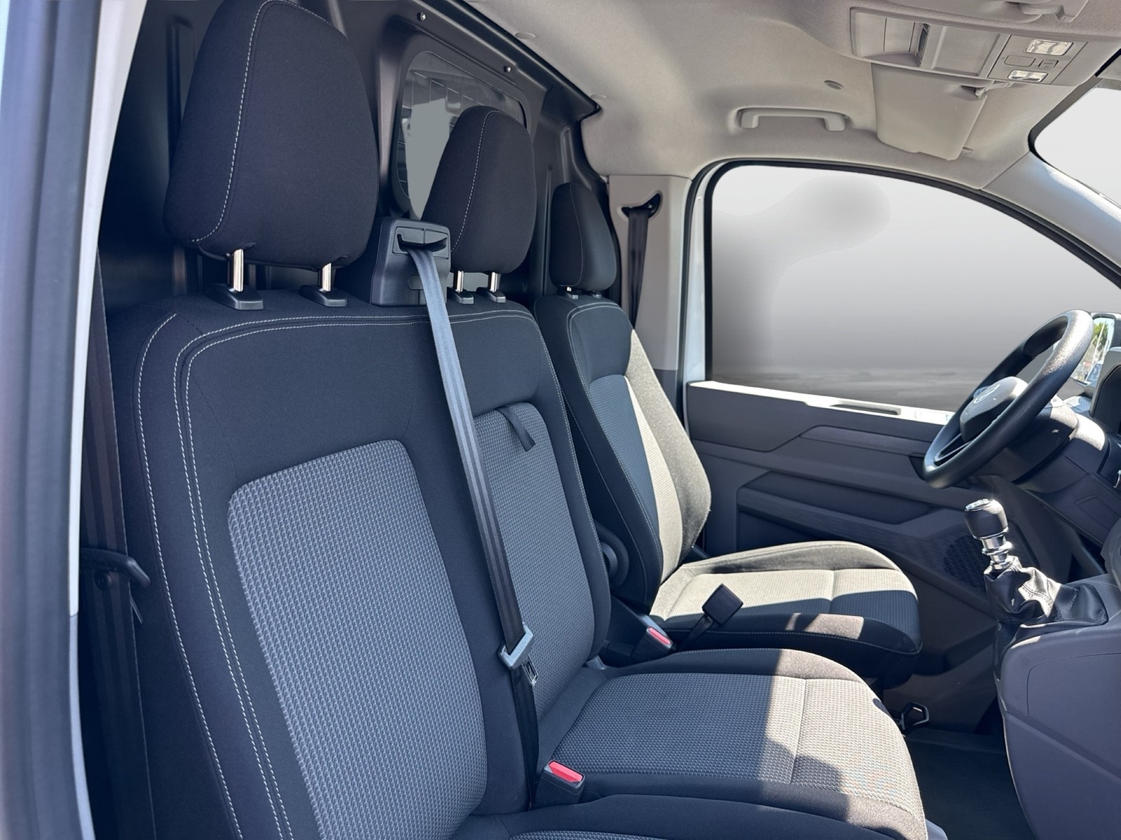 Volkswagen T7 Transporter 2.0 Kasten KR AHK CAM NAVI KLIMA