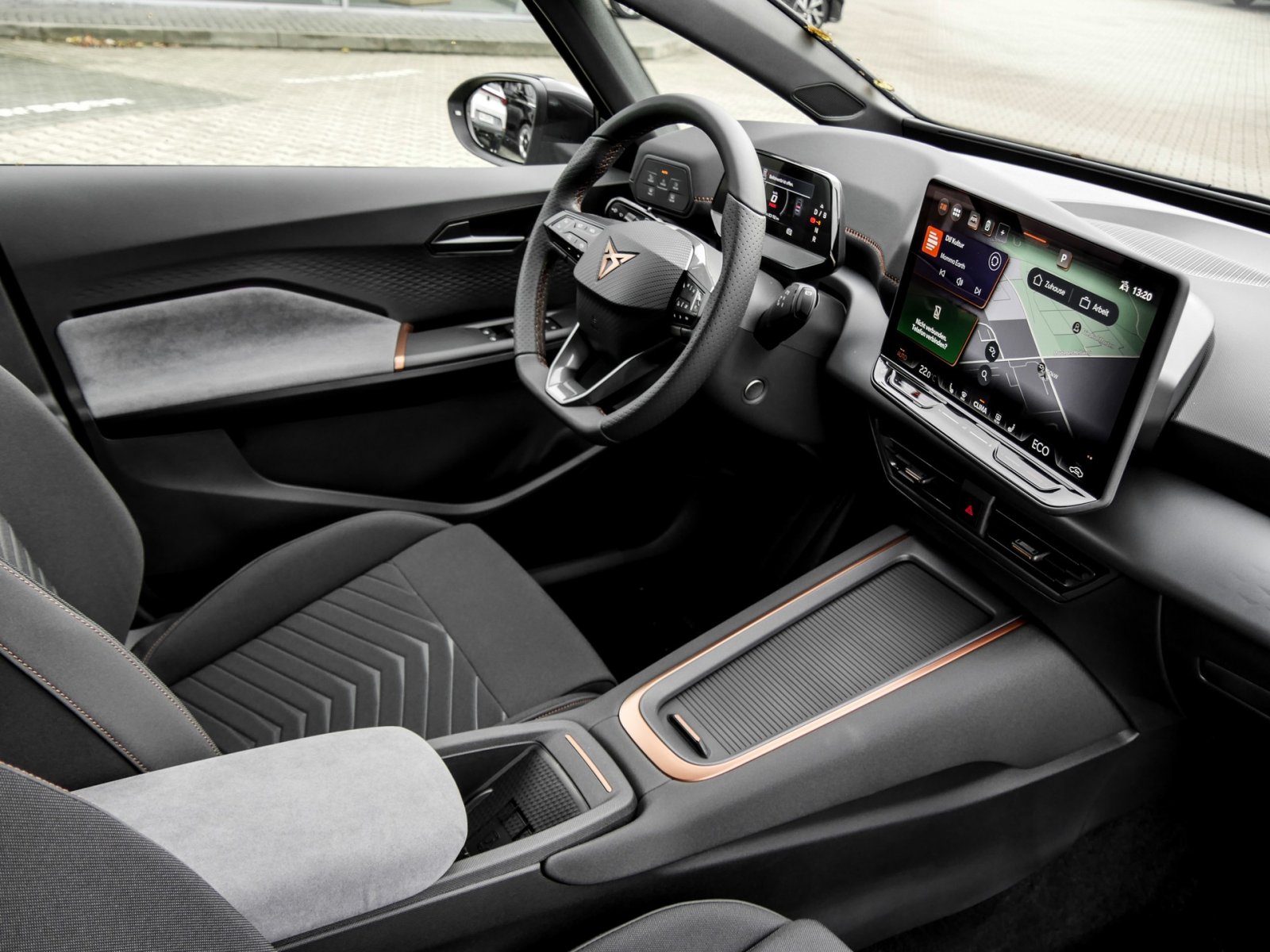 Cupra Born NAV ACC PDC RFK 19LM APP CONNECT SHZ