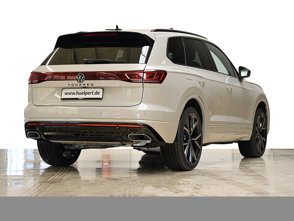 Volkswagen Touareg V6 R-LINE ALLRADLENKUNG PANO AHK LM22