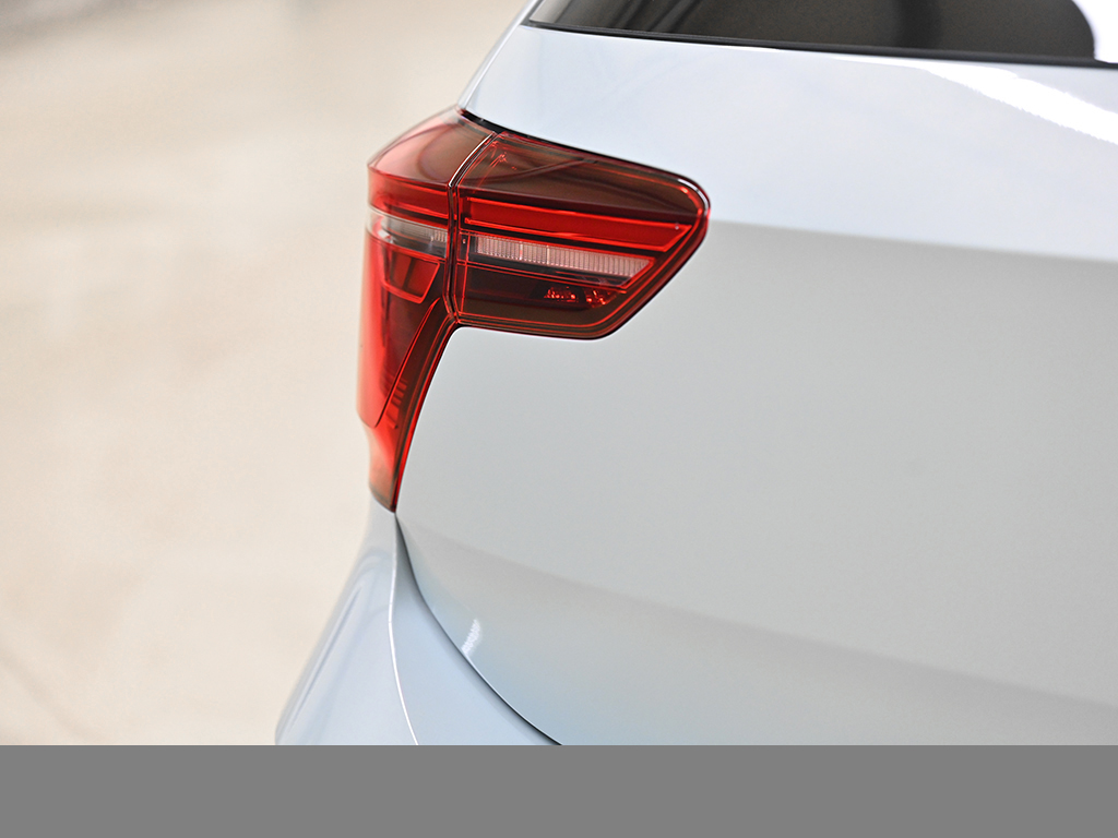 Volkswagen Polo 1.0 EDITION 50 DSG PANO KEYLESS SOUNDSYSTEM