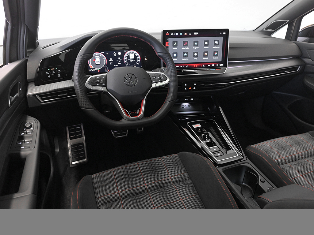 Volkswagen Golf GTI BLACKSTYLE PANO HARMANKARDON