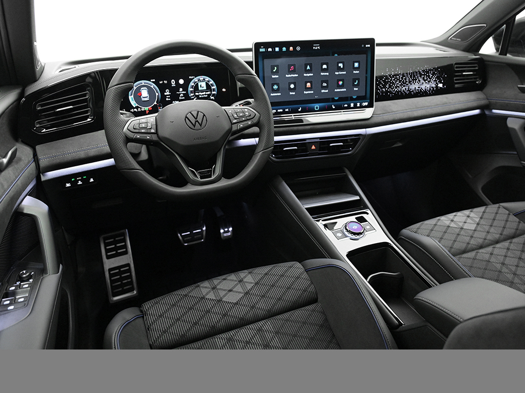 Volkswagen Tiguan 2.0 R-LINE DSG 4X4 MATRIXLED BLACKSTYLE