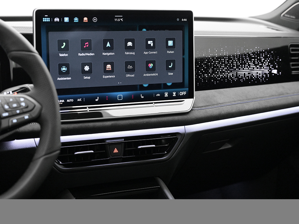 Volkswagen Tiguan 2.0 R-LINE DSG 4X4 MATRIXLED BLACKSTYLE