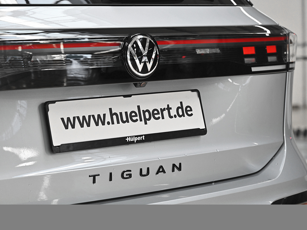 Volkswagen Tiguan 2.0 R-LINE DSG 4X4 LEDER STANDHZG eSITZE