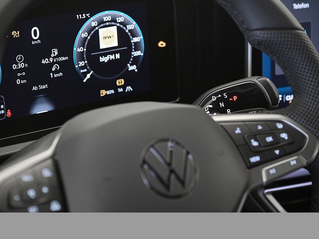 Volkswagen Tiguan 2.0 R-LINE DSG BLACKSTYLE HARMANKARDON