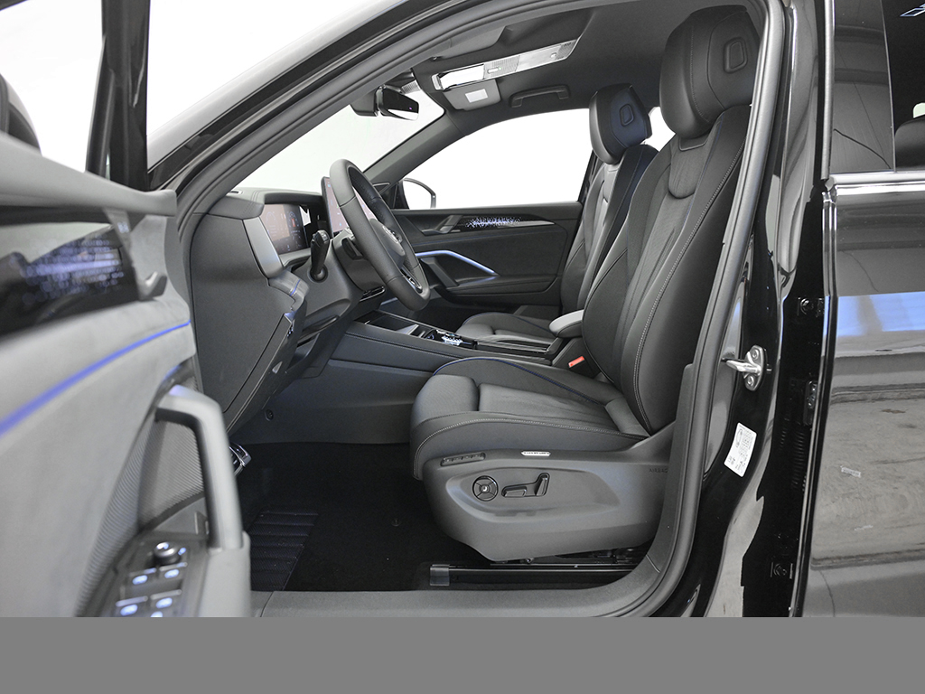 Volkswagen Tayron 2.0 R-LINE DSG 4X4 BLACKSTYLE LEDER AHK