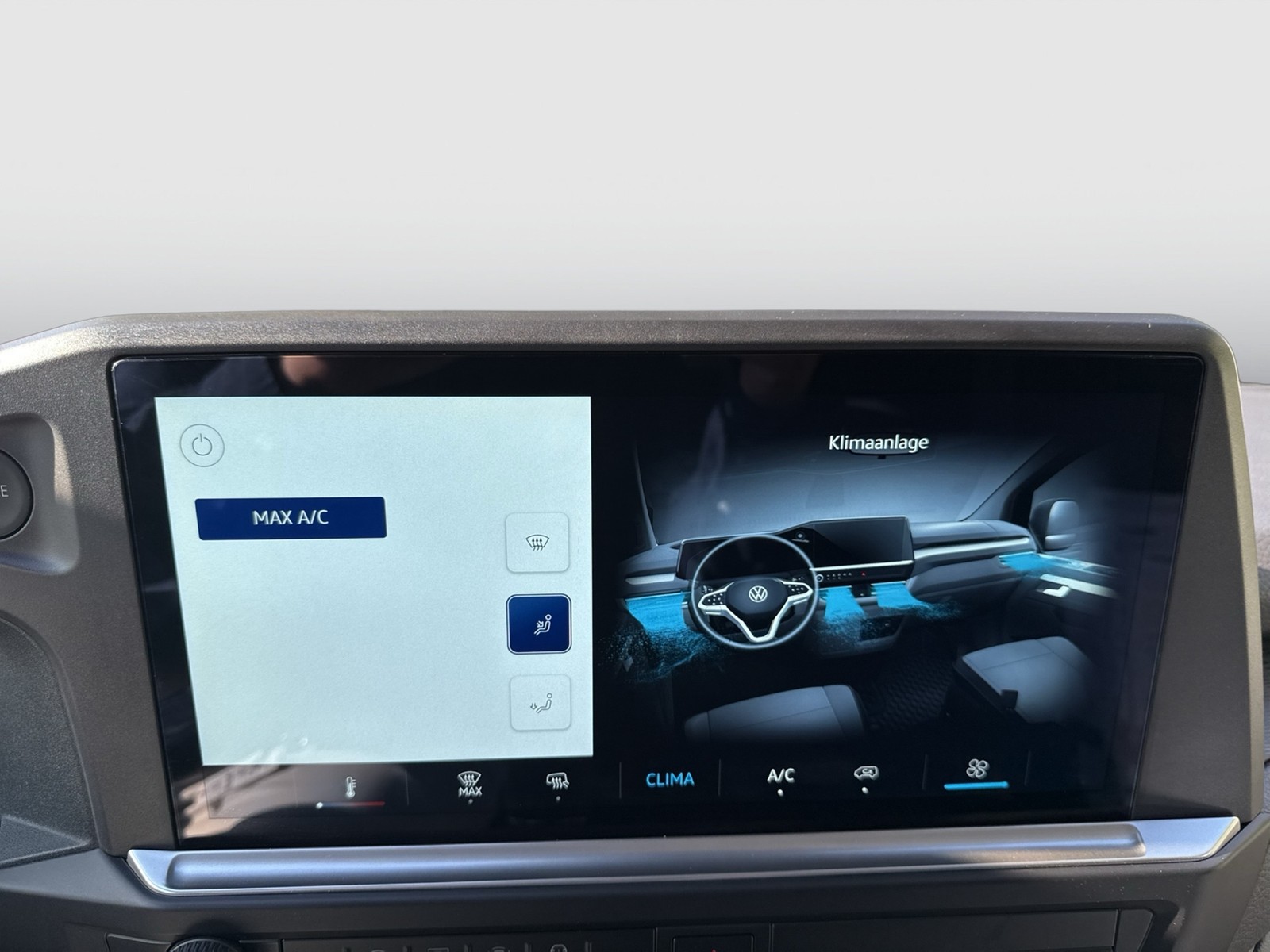 Volkswagen T7 Transporter 2.0 Kasten KR AHK CAM NAVI KLIMA