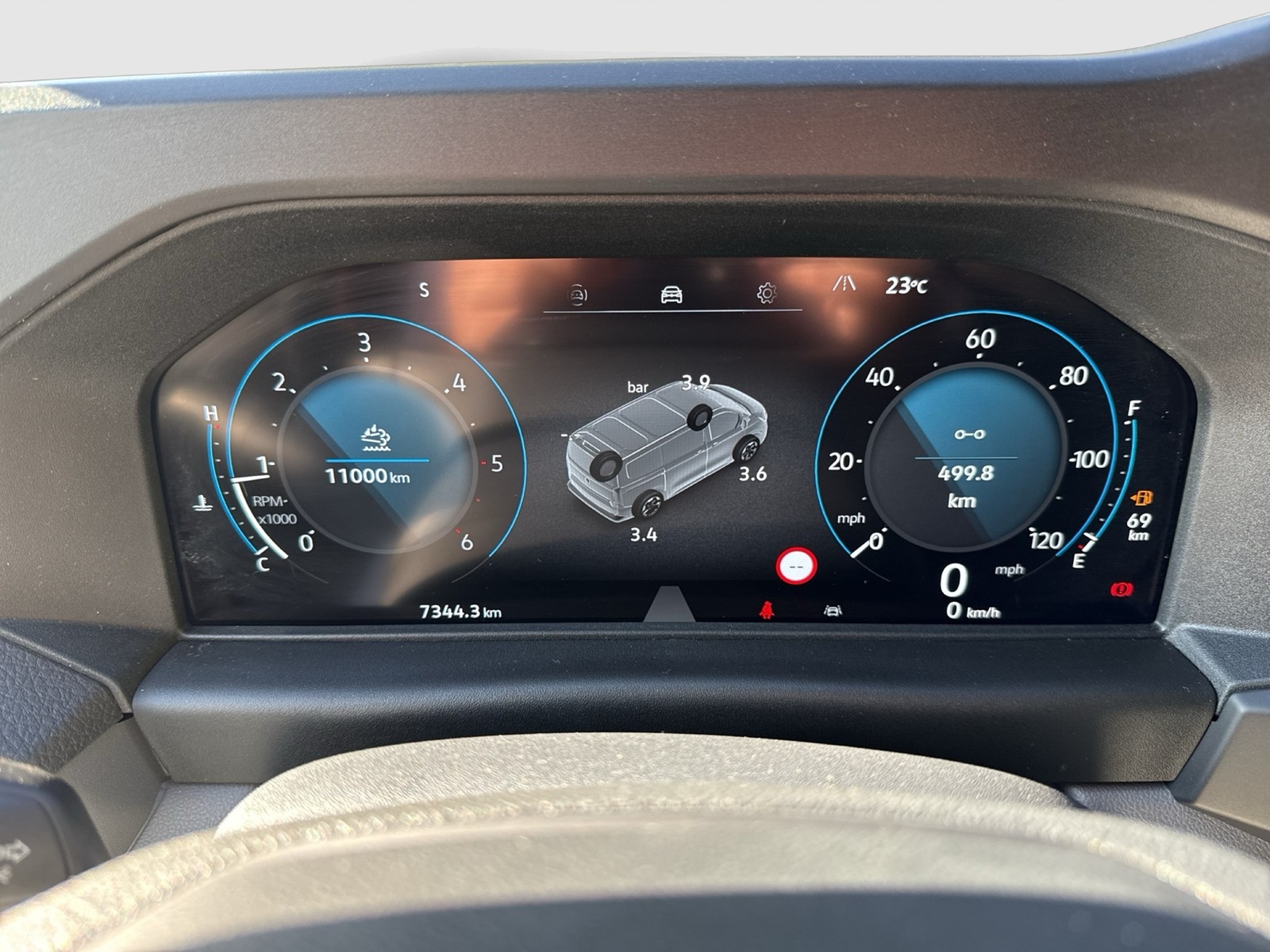 Volkswagen T7 Transporter 2.0 Kasten KR AHK CAM NAVI KLIMA