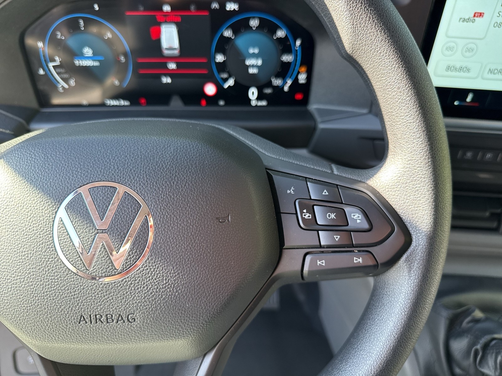 Volkswagen T7 Transporter 2.0 Kasten KR AHK CAM NAVI KLIMA