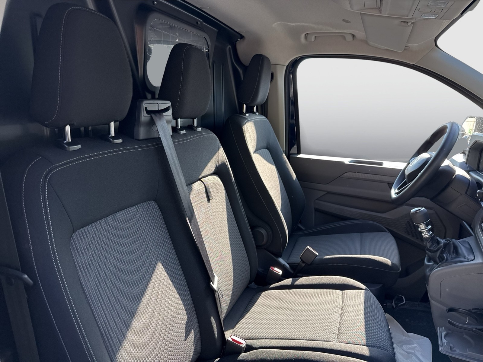 Volkswagen T7 Transporter 2.0 Kasten KR AHK CAM NAVI KLIMA