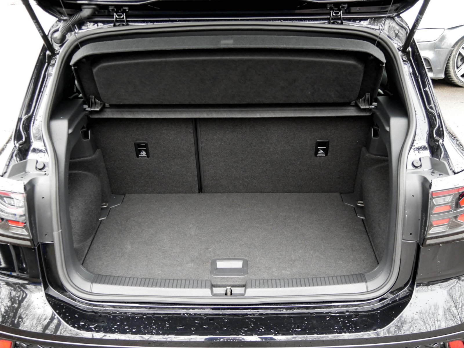 Volkswagen T-Cross 1.0 R-LINE CAM ACC LM18 MATRIX NAVI