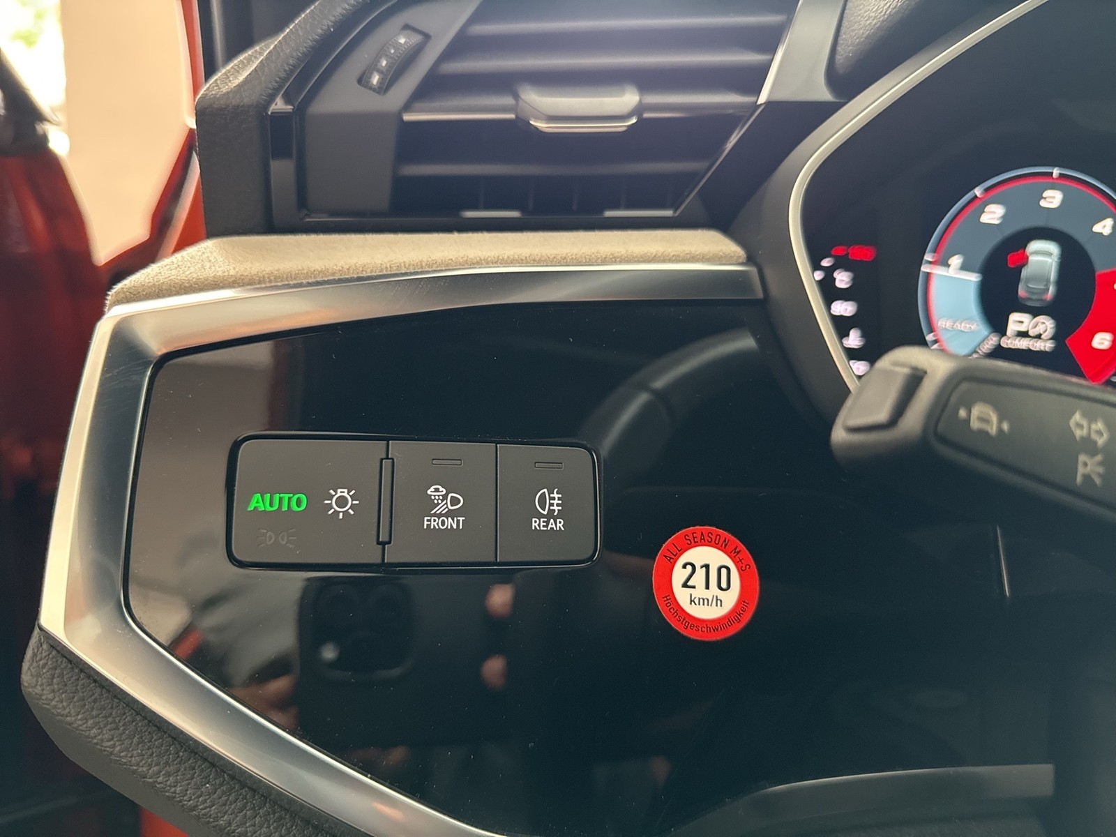 Audi Q3 Sportback 35 S LINE BLACKPAK PANO SONOS AHK