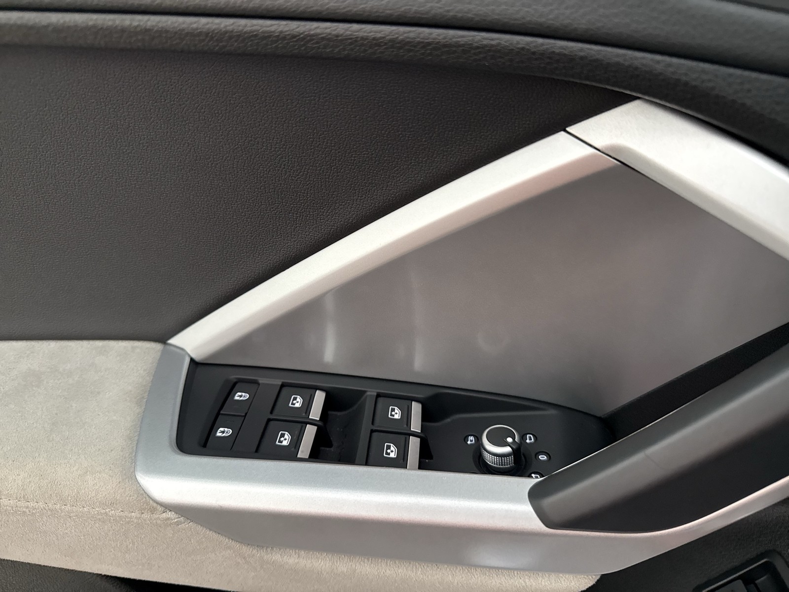 Audi Q3 Sportback 35 S LINE BLACKPAK PANO SONOS AHK
