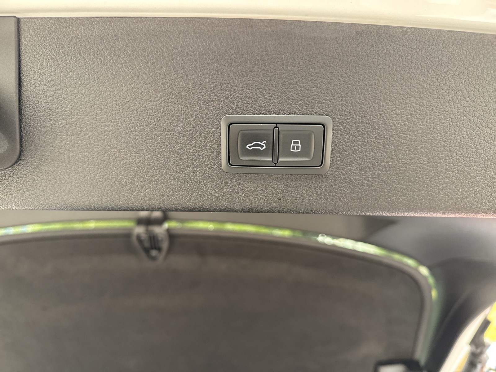 Audi e-tron Sportback 55 quattro S LINE AHK CAM LM20