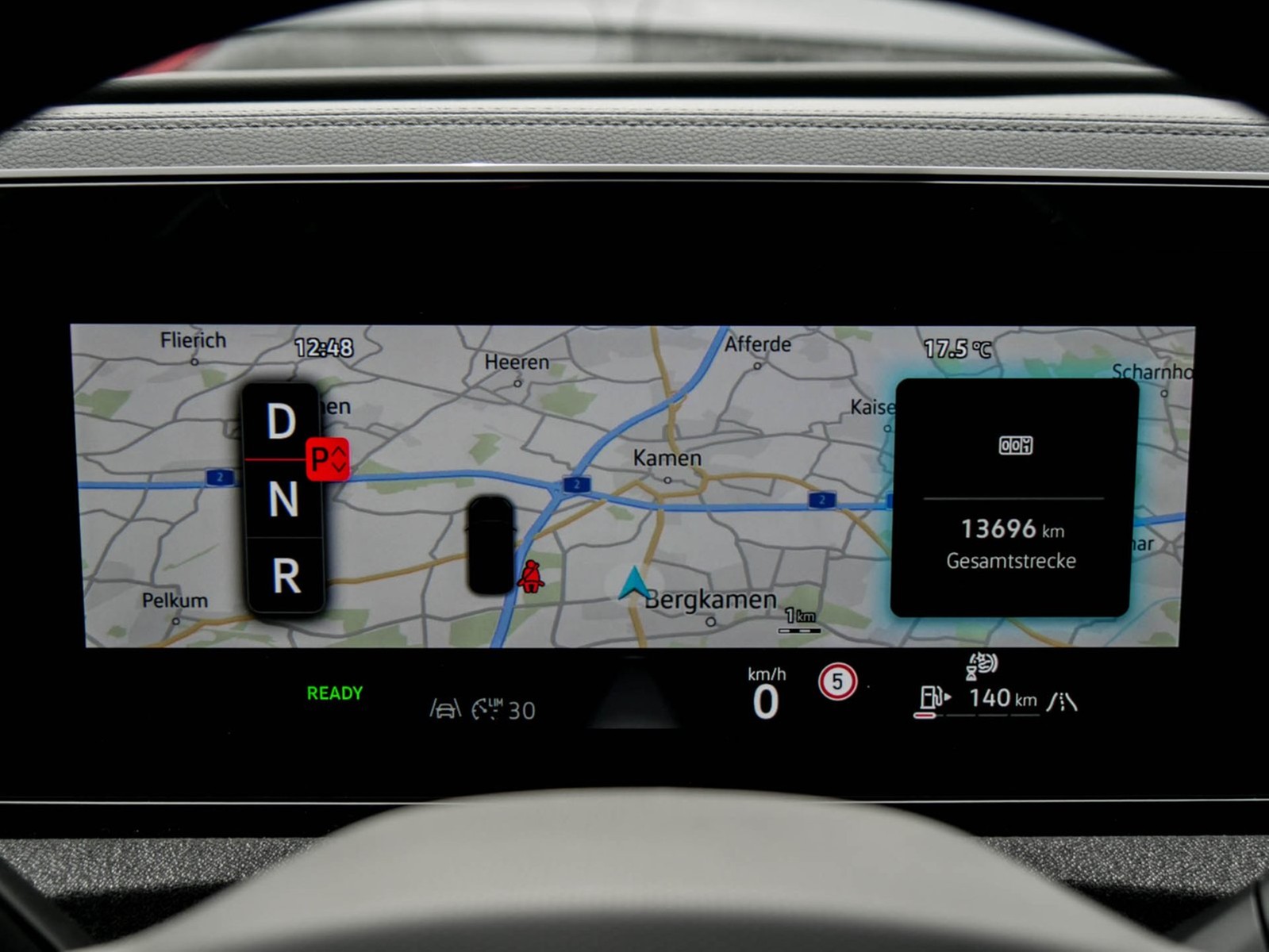 Volkswagen Tiguan 1.5 eTSI NEUES MODELL AHK CAM NAVI LM17