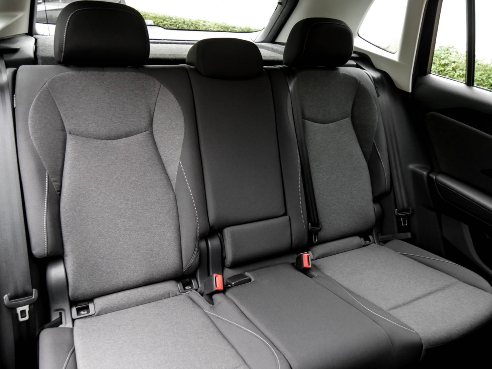 Volkswagen Tiguan 1.5 eTSI NEUES MODELL AHK CAM NAVI LM17