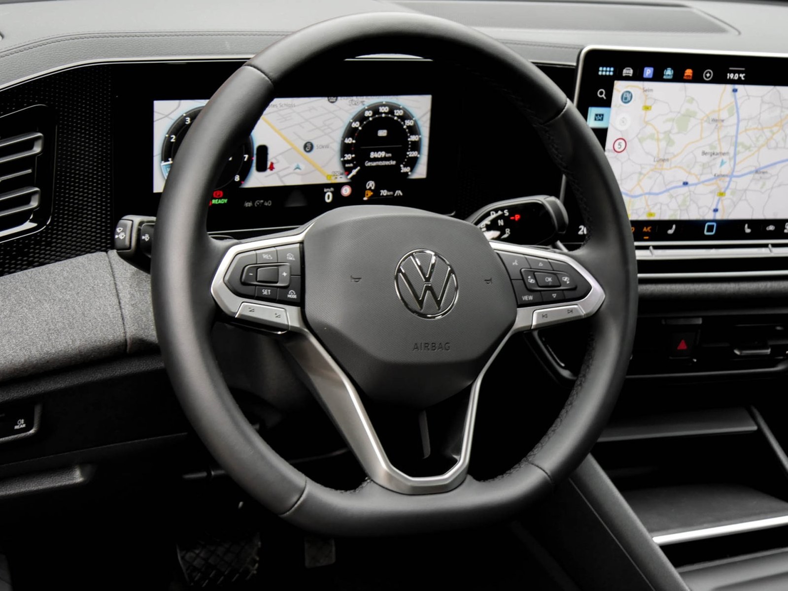 Volkswagen Tiguan 1.5 eTSI NEUES MODELL AHK CAM NAVI LM17