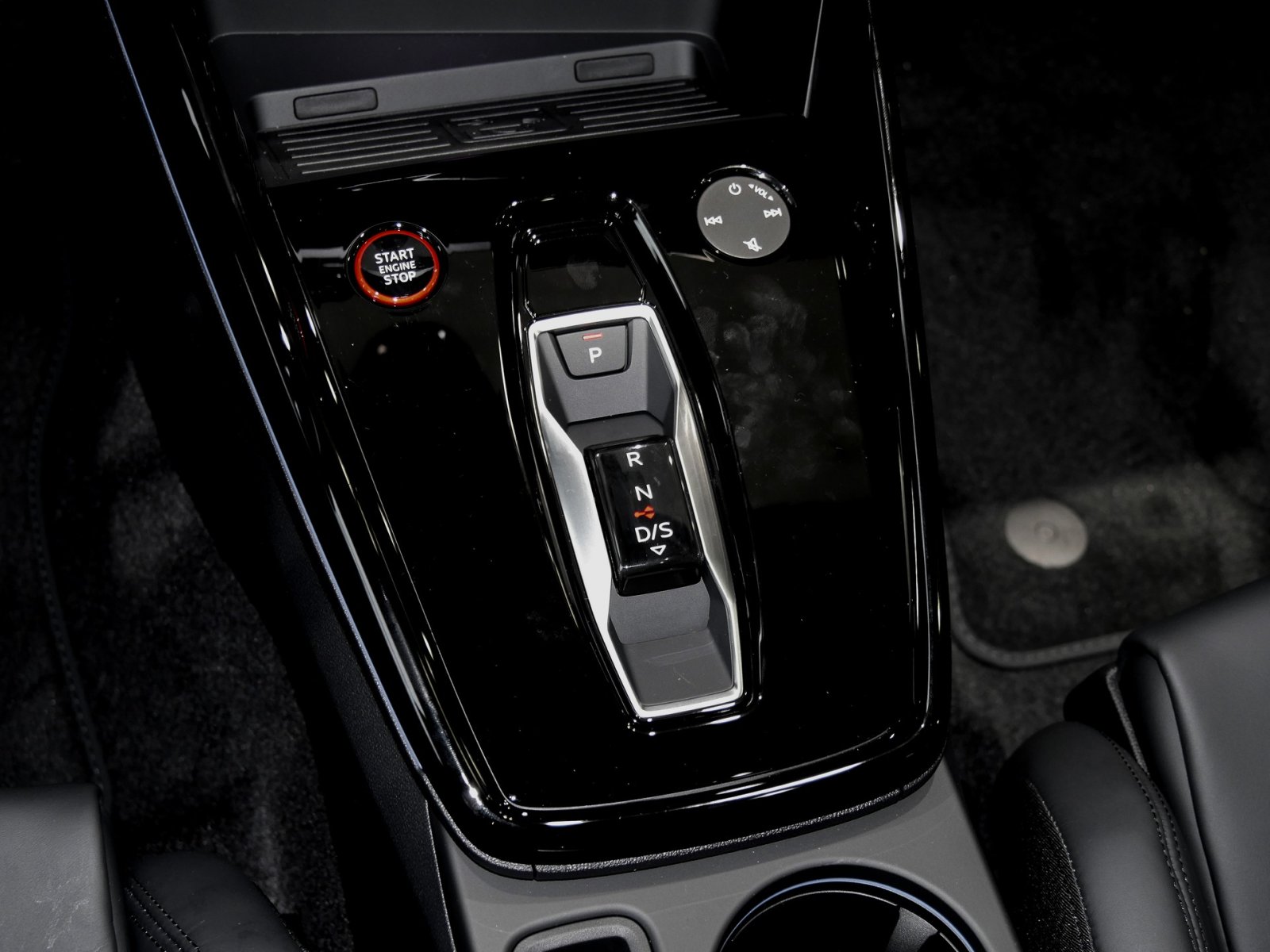 Audi RS 3 Sportback S tronic MatrixLED+Pano+SONOS+Feinnappa+