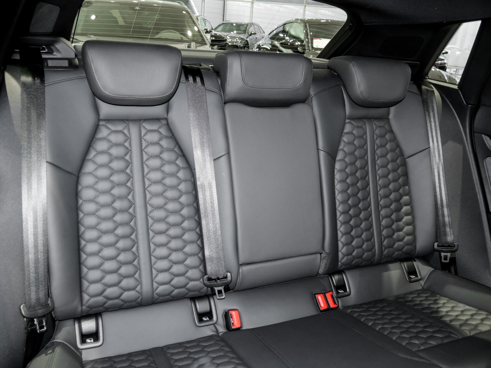 Audi RS 3 Sportback S tronic MatrixLED+Pano+SONOS+Feinnappa+