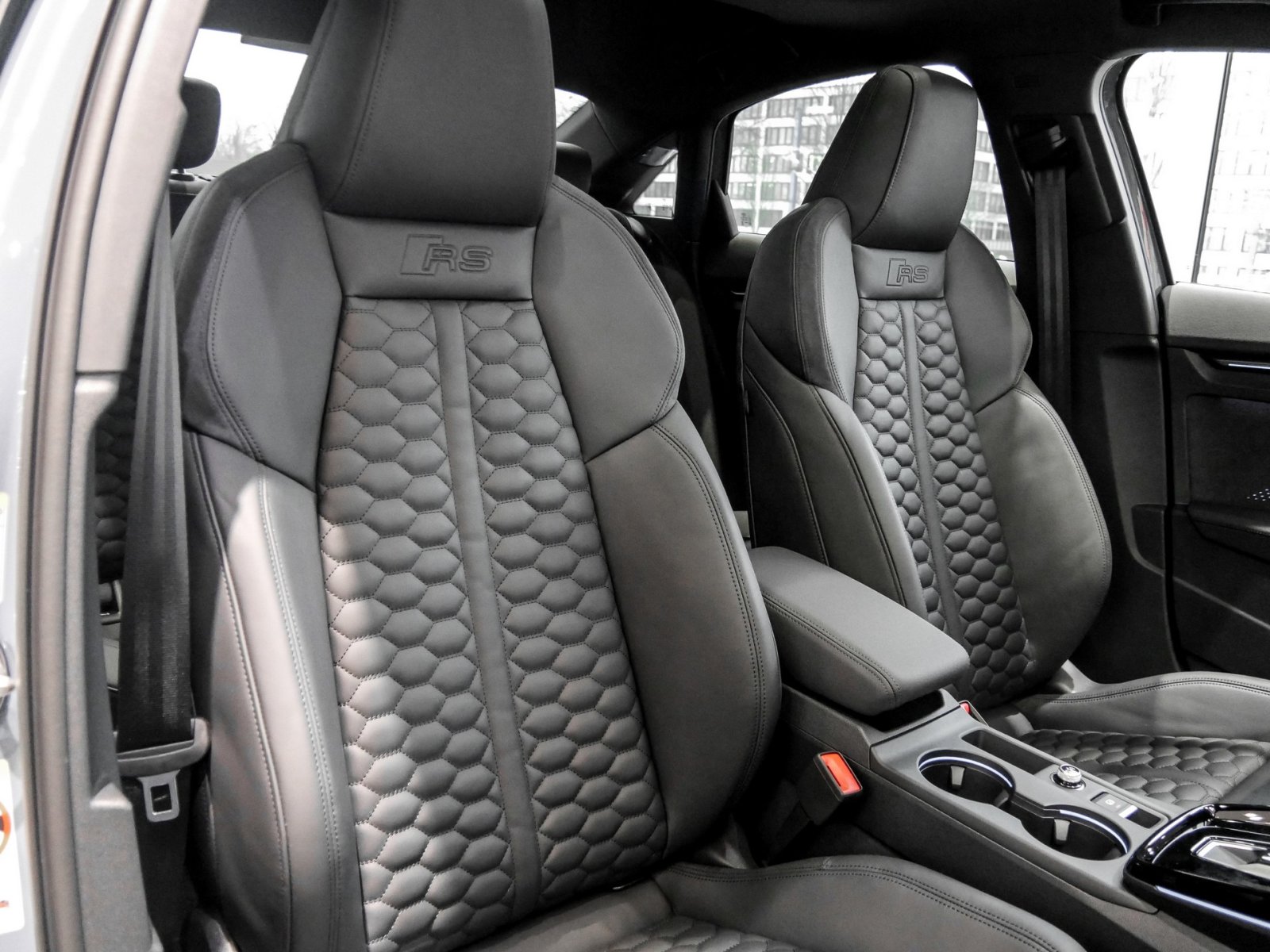 Audi RS 3 Sportback S tronic MatrixLED+Pano+SONOS+Feinnappa+