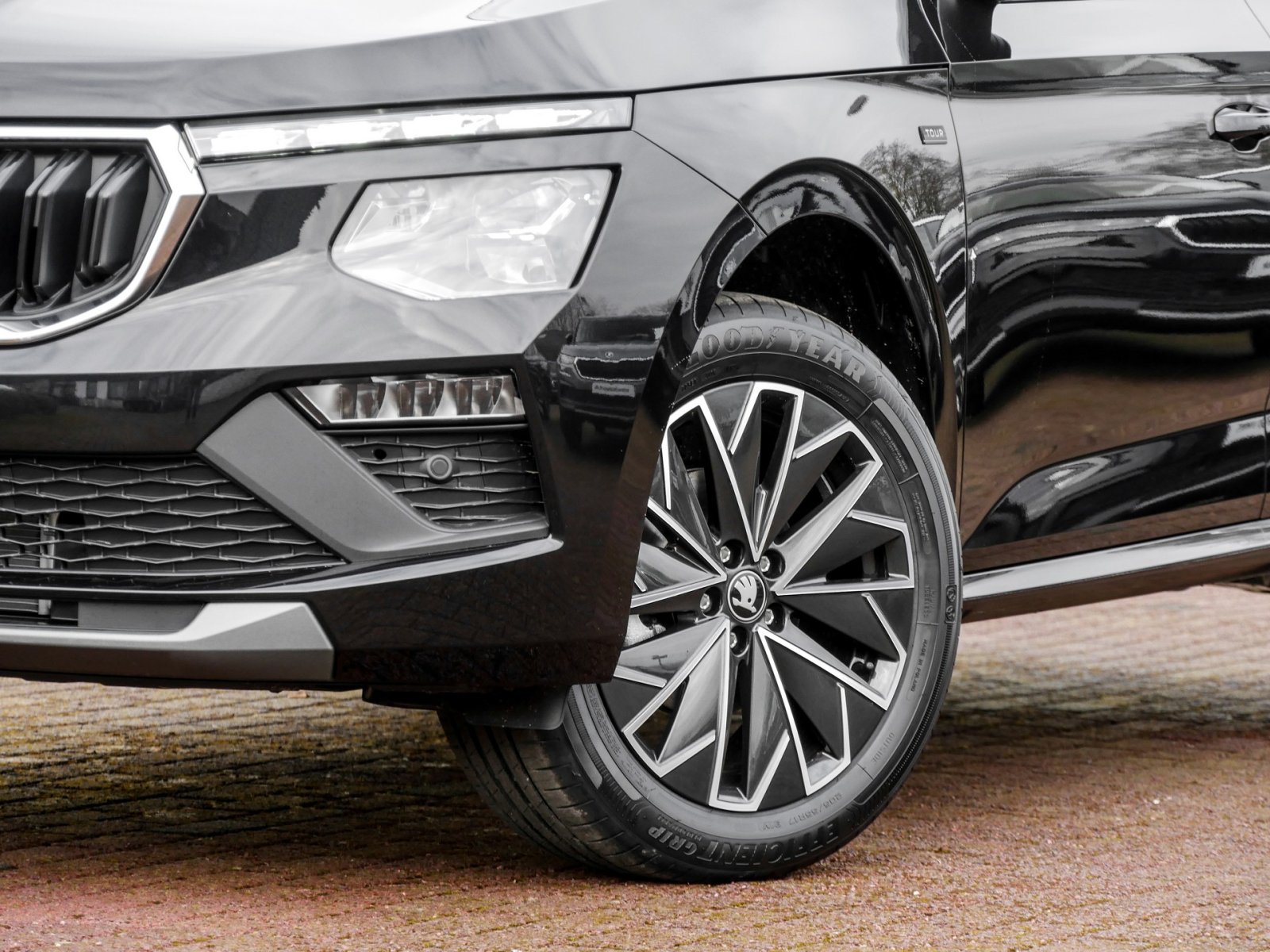 Skoda Kamiq 1.0 SELECTION CAM ACC LM17 CARPLAY SITZHZ.