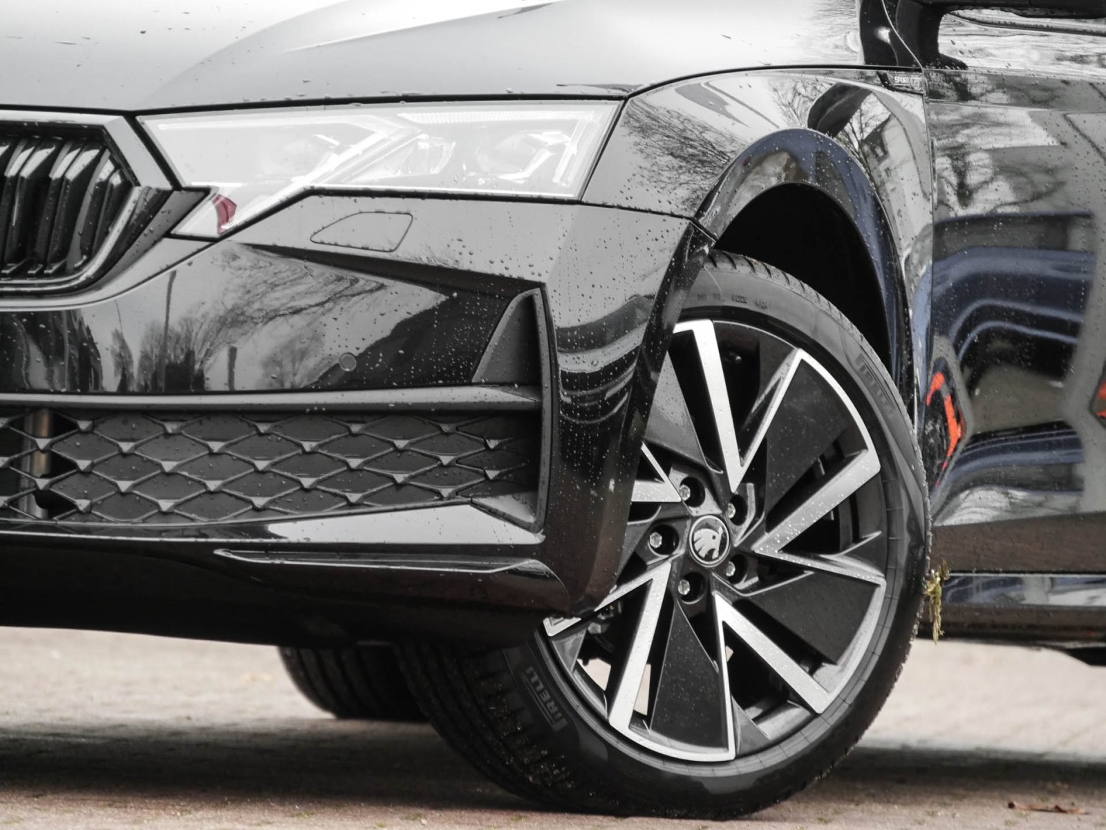 Skoda Octavia Combi 1.5 eTSI SPORTLINE CAM ACC LM18