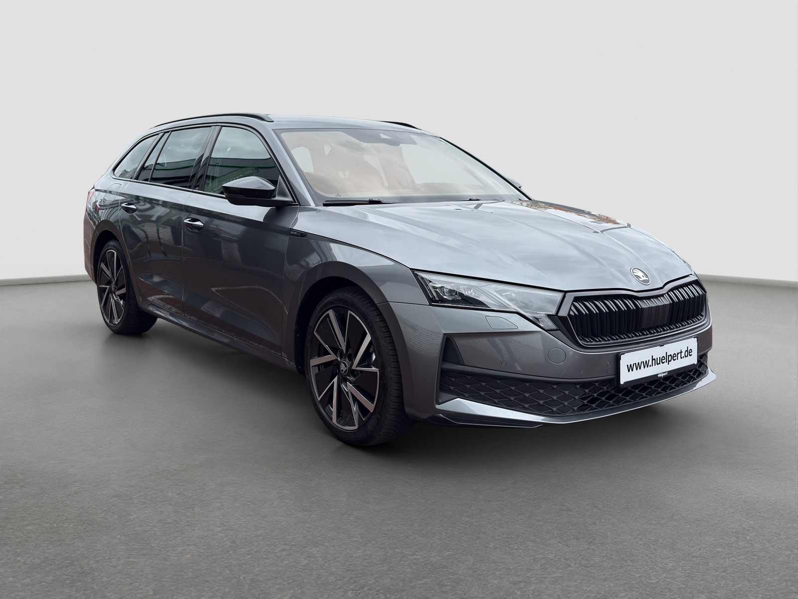 Skoda Octavia Combi 1.5 eTSI SPORTLINE CAM ACC LM18