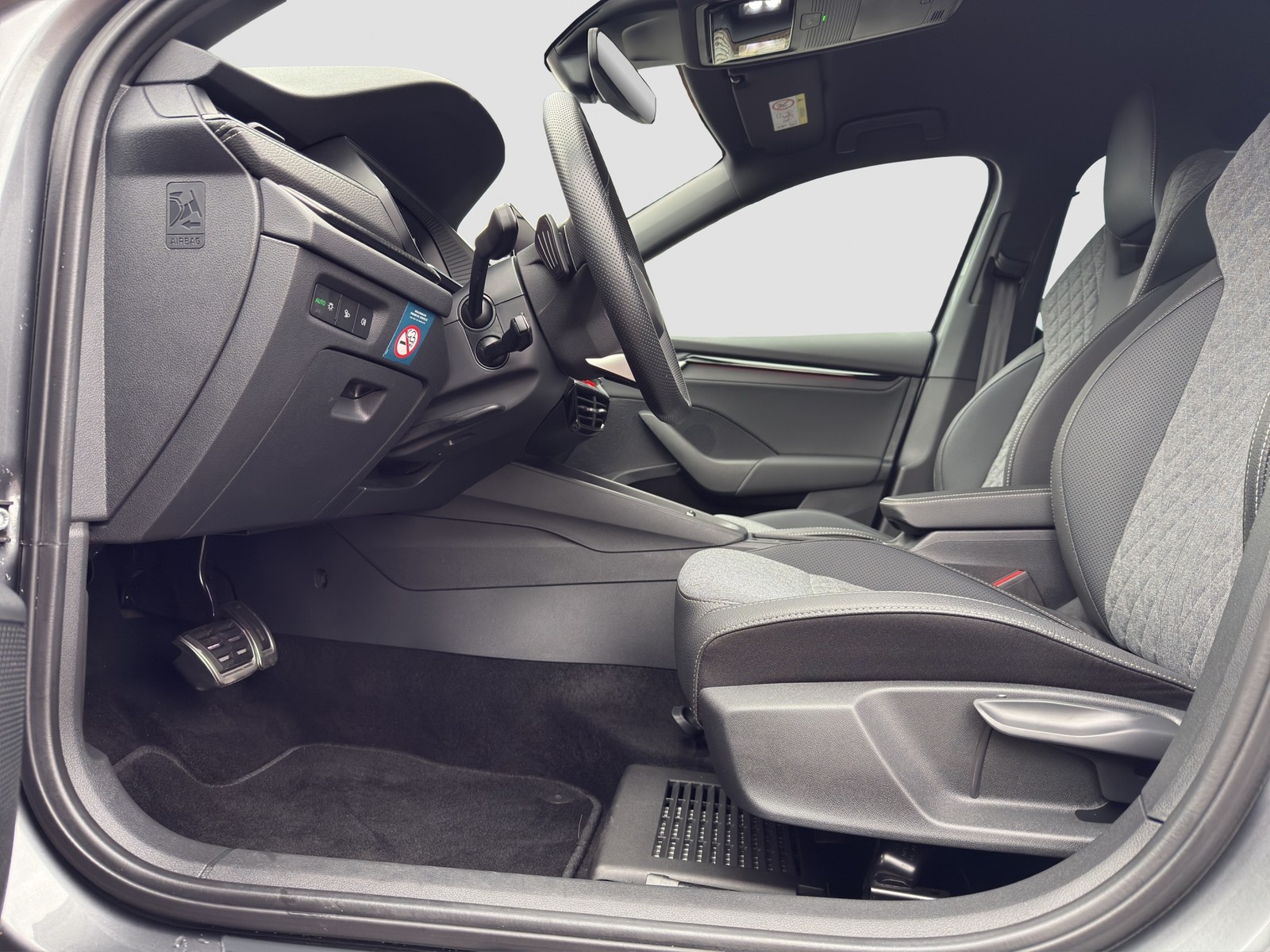 Skoda Octavia Combi 1.5 eTSI SPORTLINE CAM ACC LM18