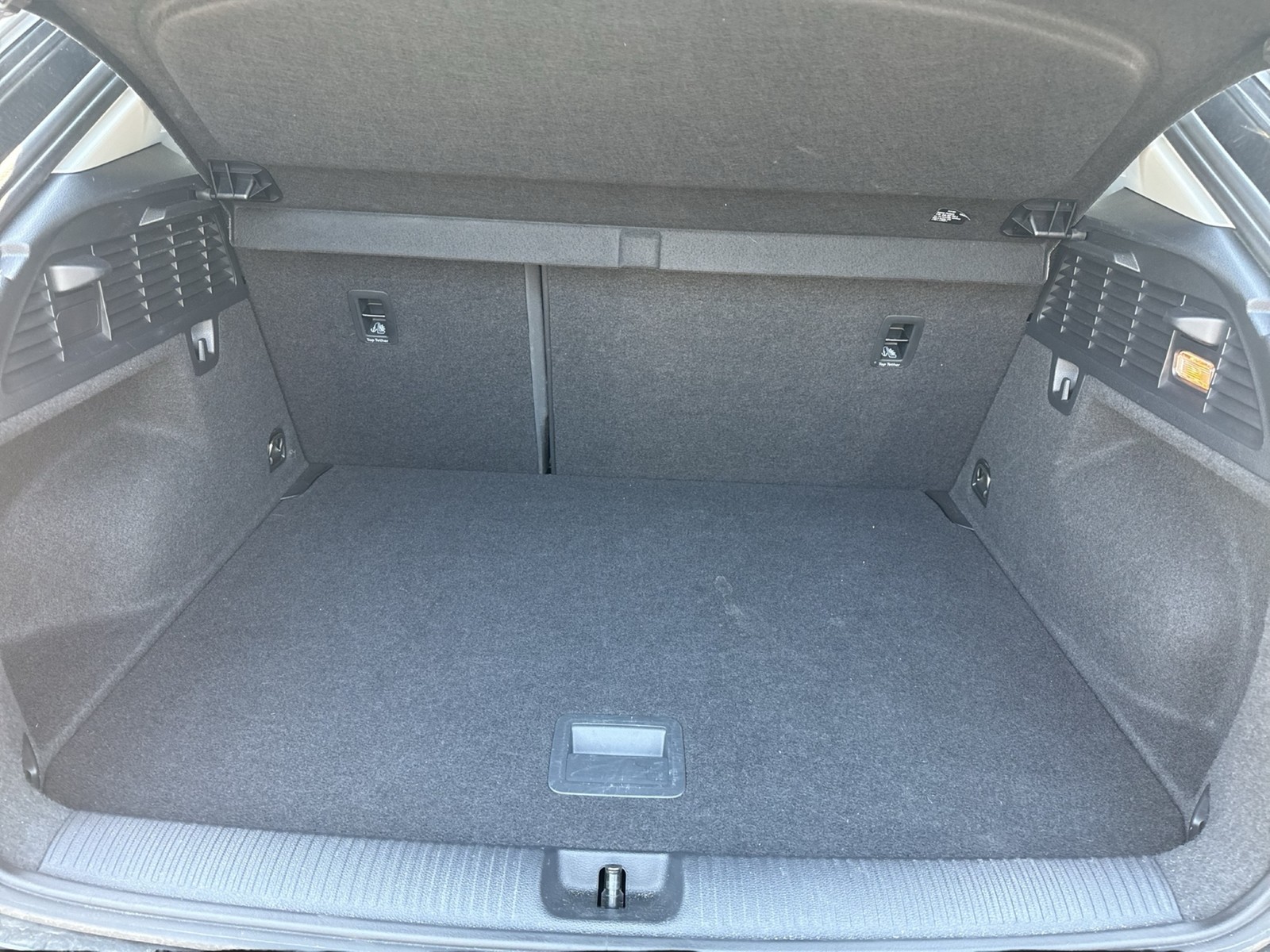 Audi Q2 35 advanced CAM ACC LM17 E-KLAPPE NAVI