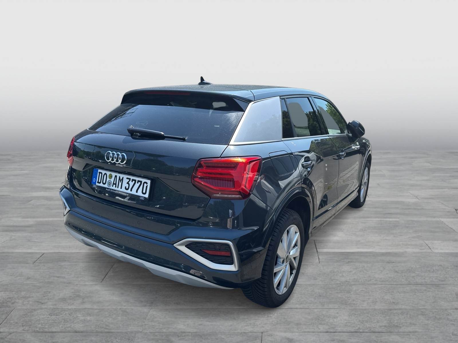 Audi Q2 35 advanced CAM ACC LM17 E-KLAPPE NAVI