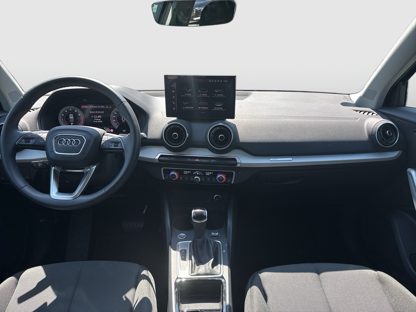 Audi Q2 35 advanced CAM ACC LM17 E-KLAPPE NAVI