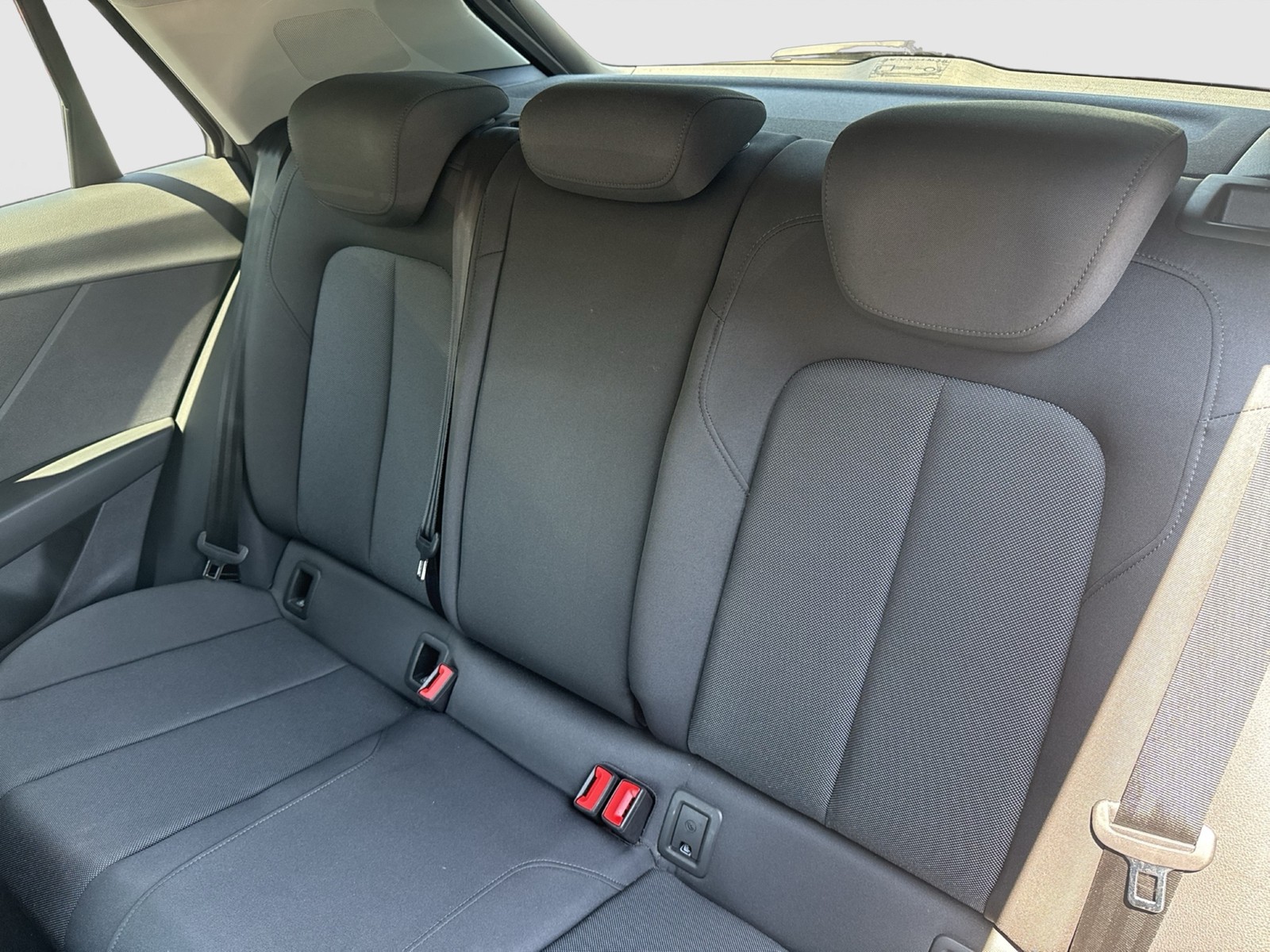 Audi Q2 35 advanced CAM ACC LM17 E-KLAPPE NAVI